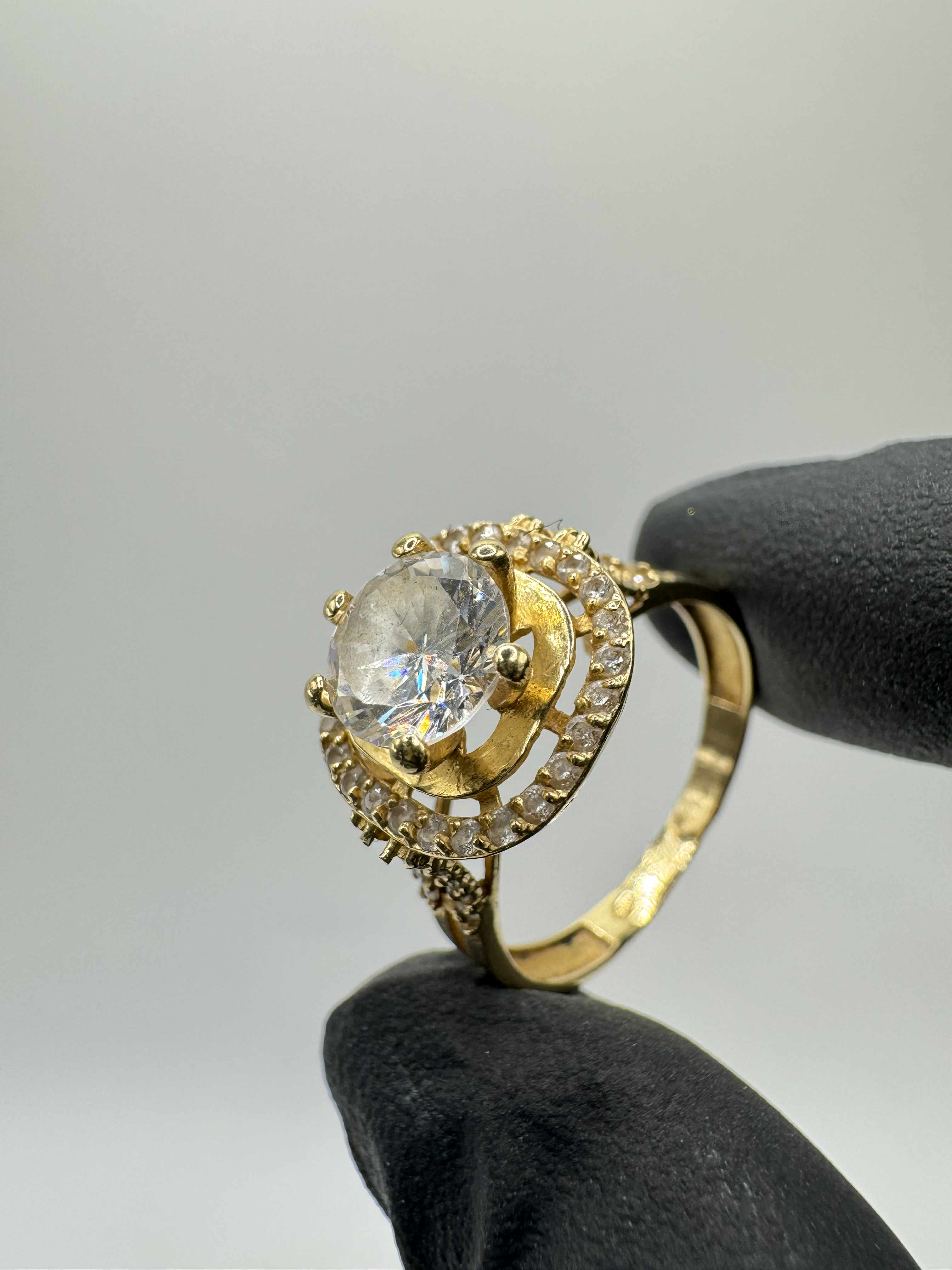 Product photo for 18ct CZ Encrusted Ring