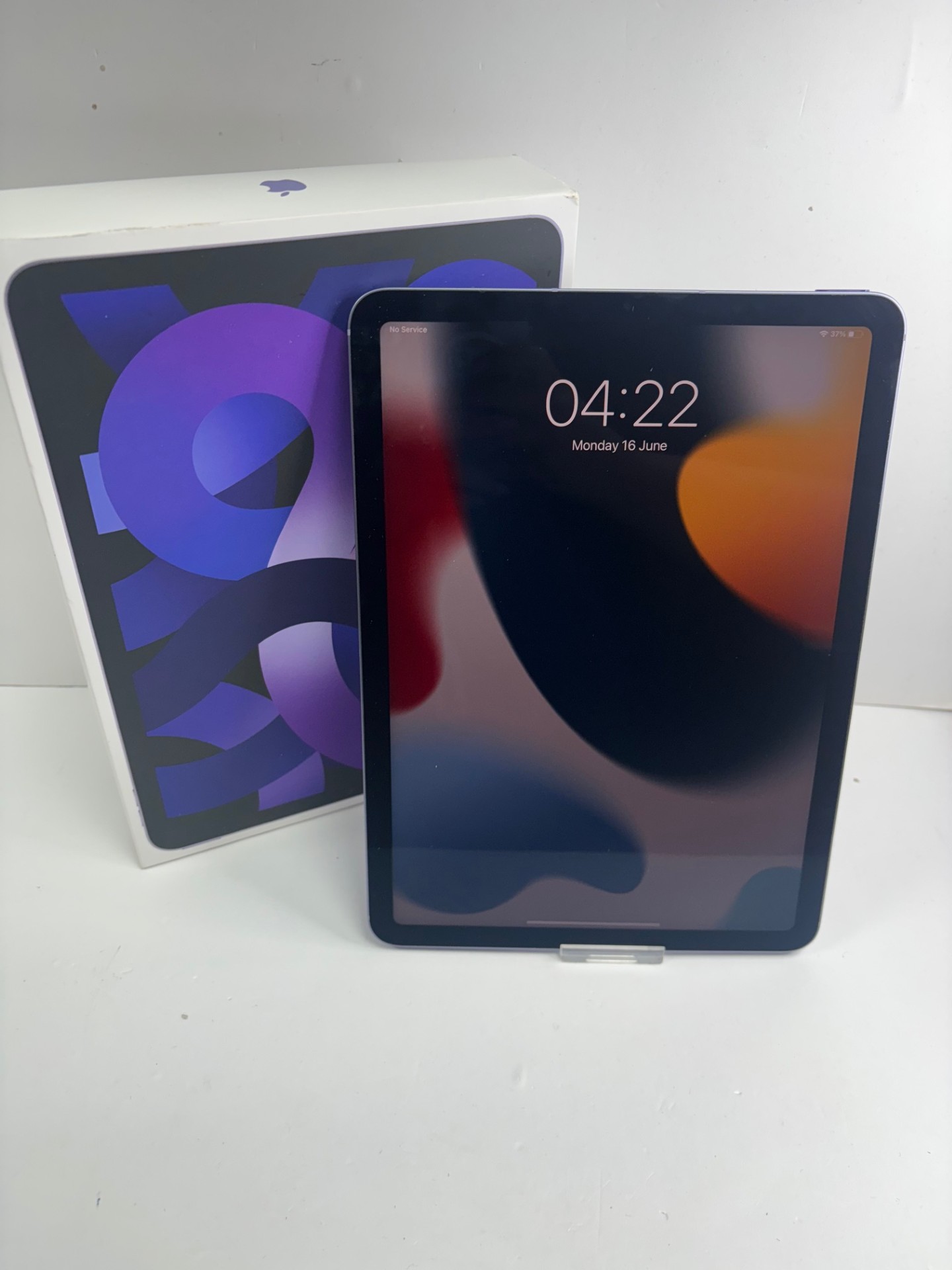 Product photo for IPAD AIR 5TH GEN PURPLE
