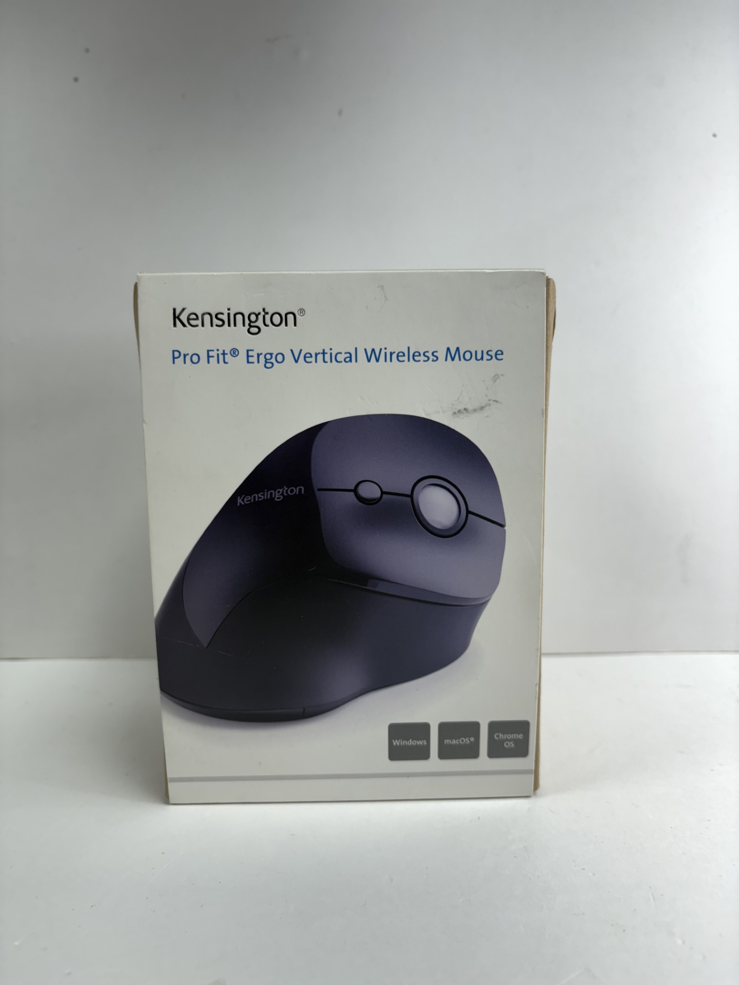 Product photo for Kensington Pro Fit Ergo Vertical Wireless Mouse