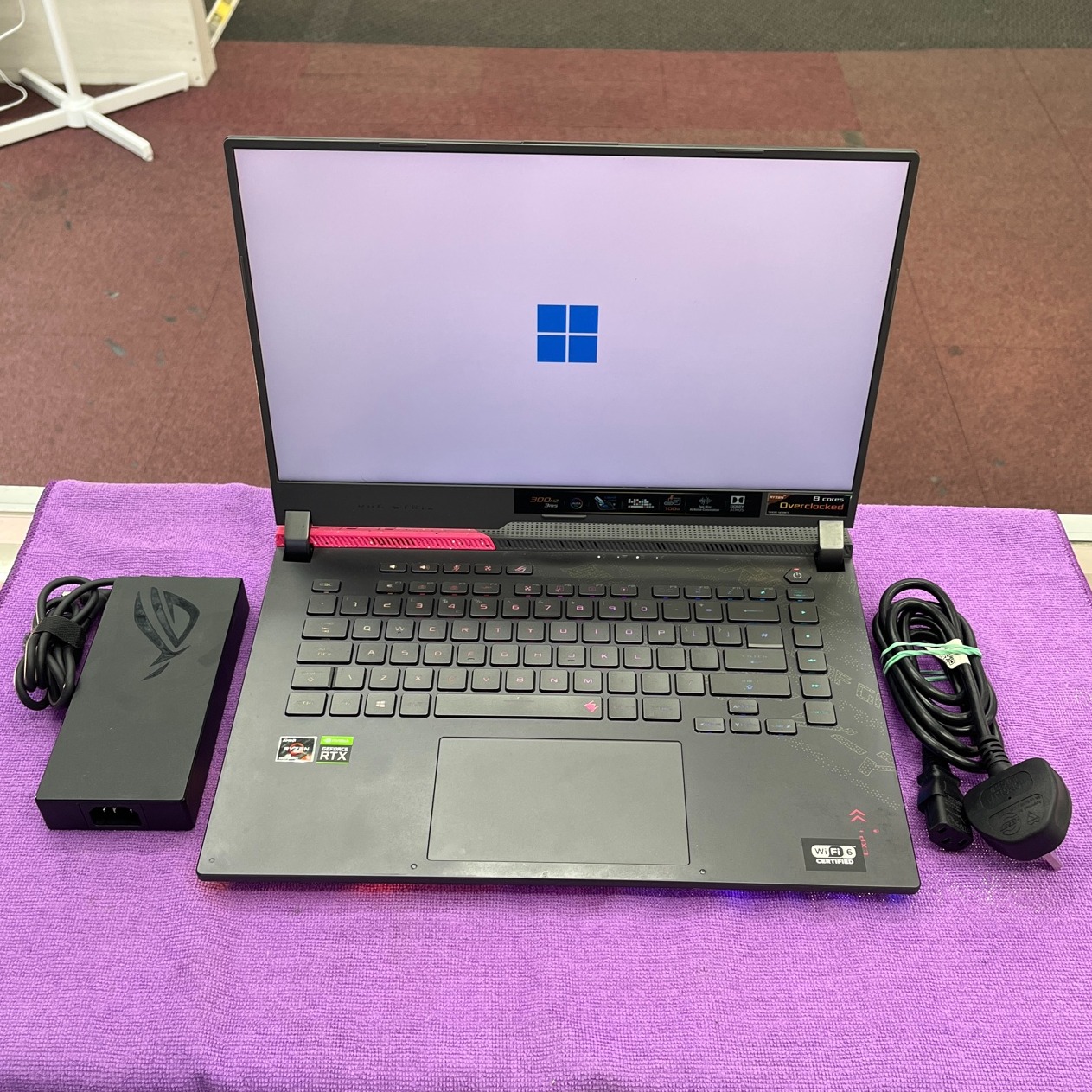 Product photo for Republic Of Gamers Strix Laptop