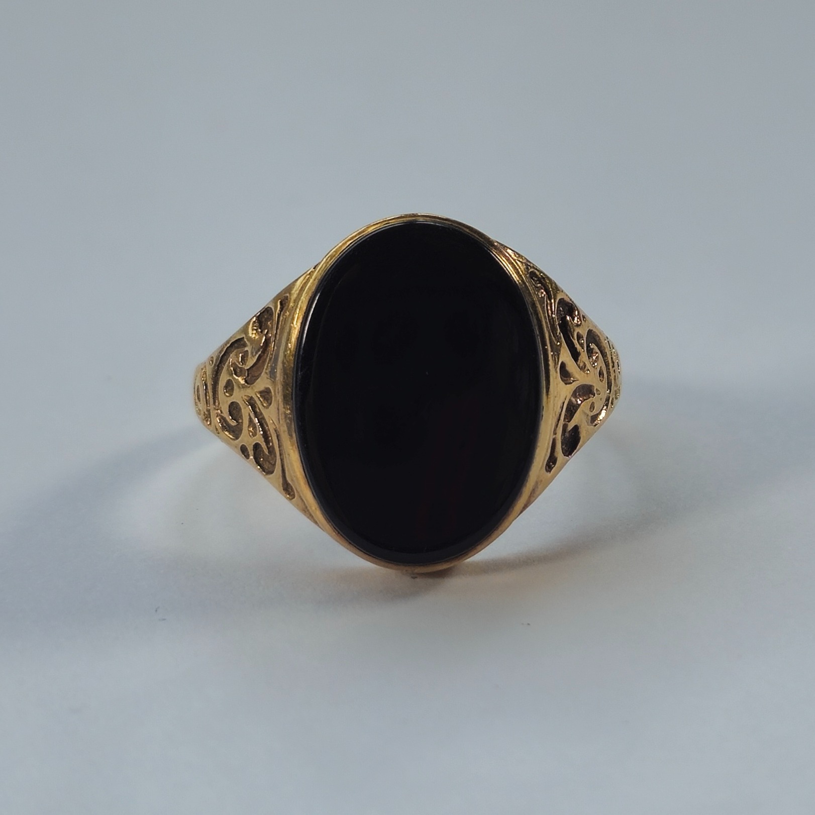 Product photo for 9ct Gold Oval Black Stone Signet Ring Size T1/2
