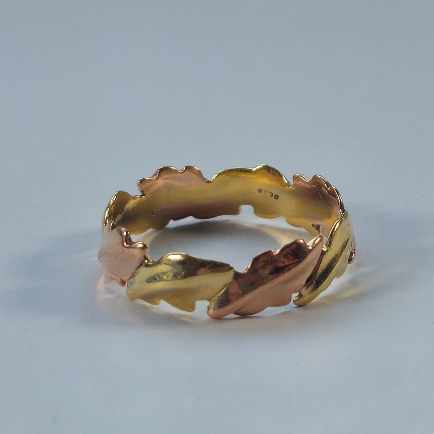 Product photo for Clogau 9ct Gold Royal Oak Leaf Ring Size O