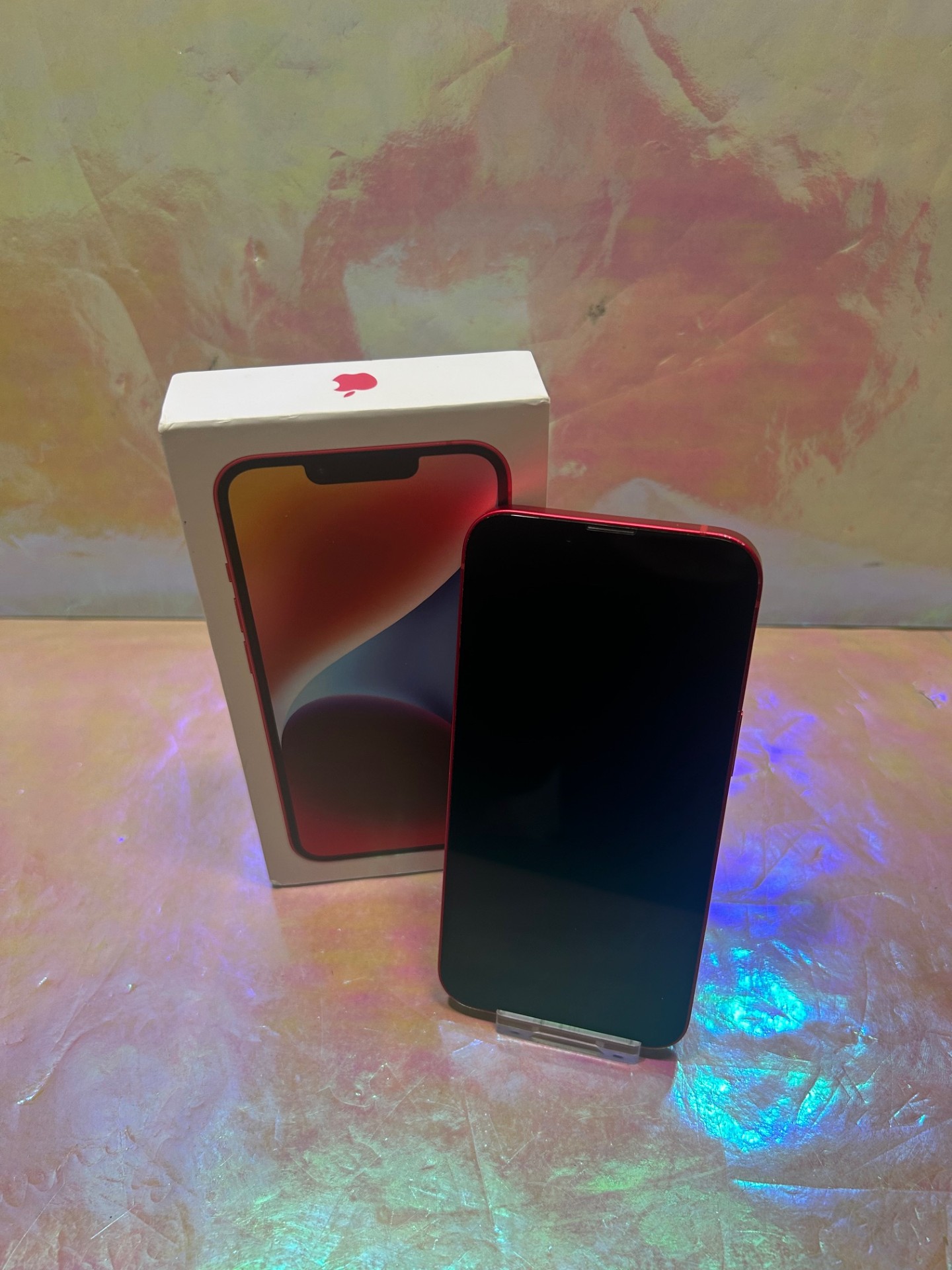 Product photo for iPhone 14 - 128GB Unlocked Red 86% Battery Health