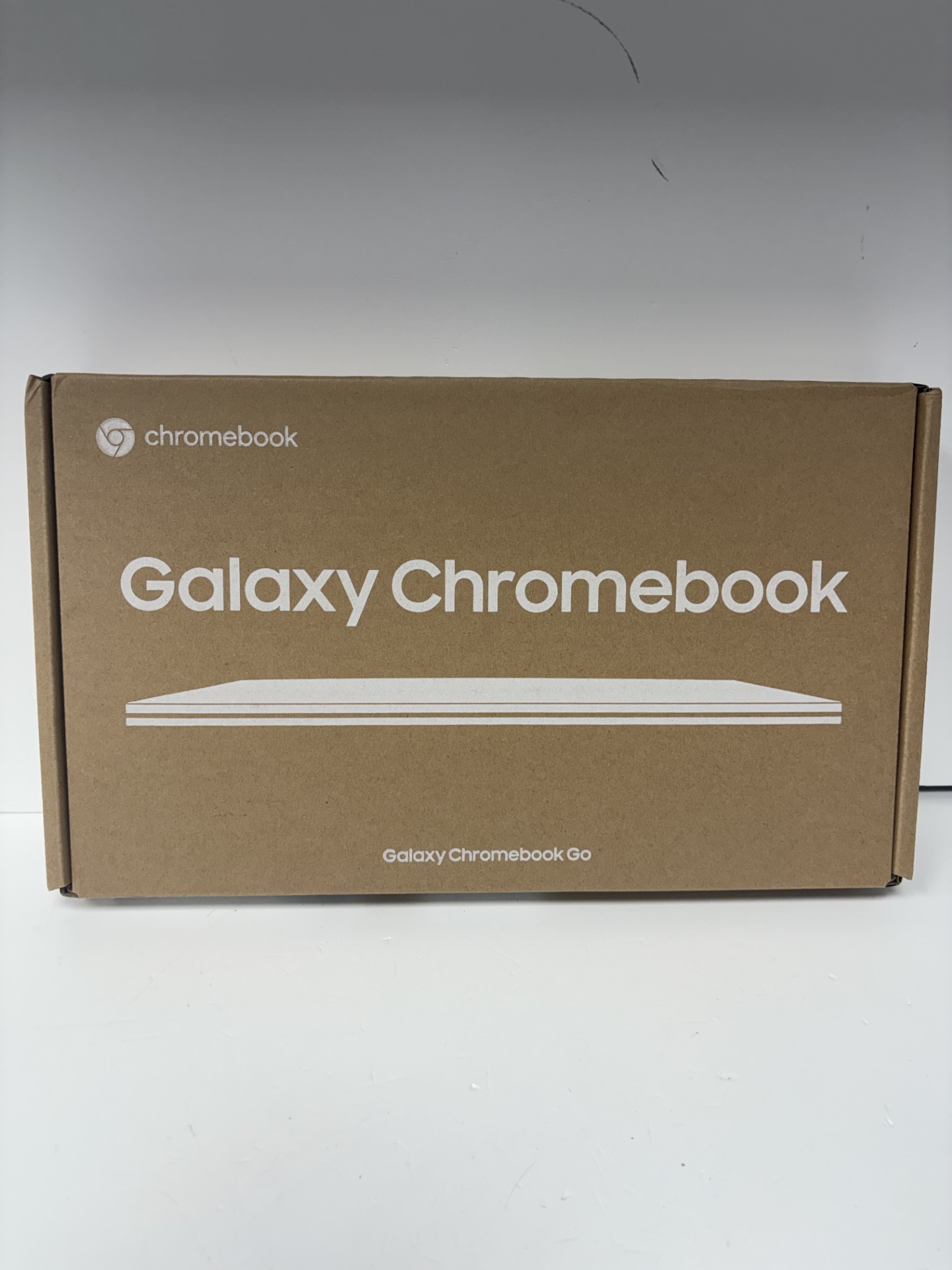 Product photo for SAMSUNG Samsung ChromeBook 4 Celeron N4000 2.6 GHz 32GB eMMC 4GB ram BOXED STILL SEALED BRAND NEW
