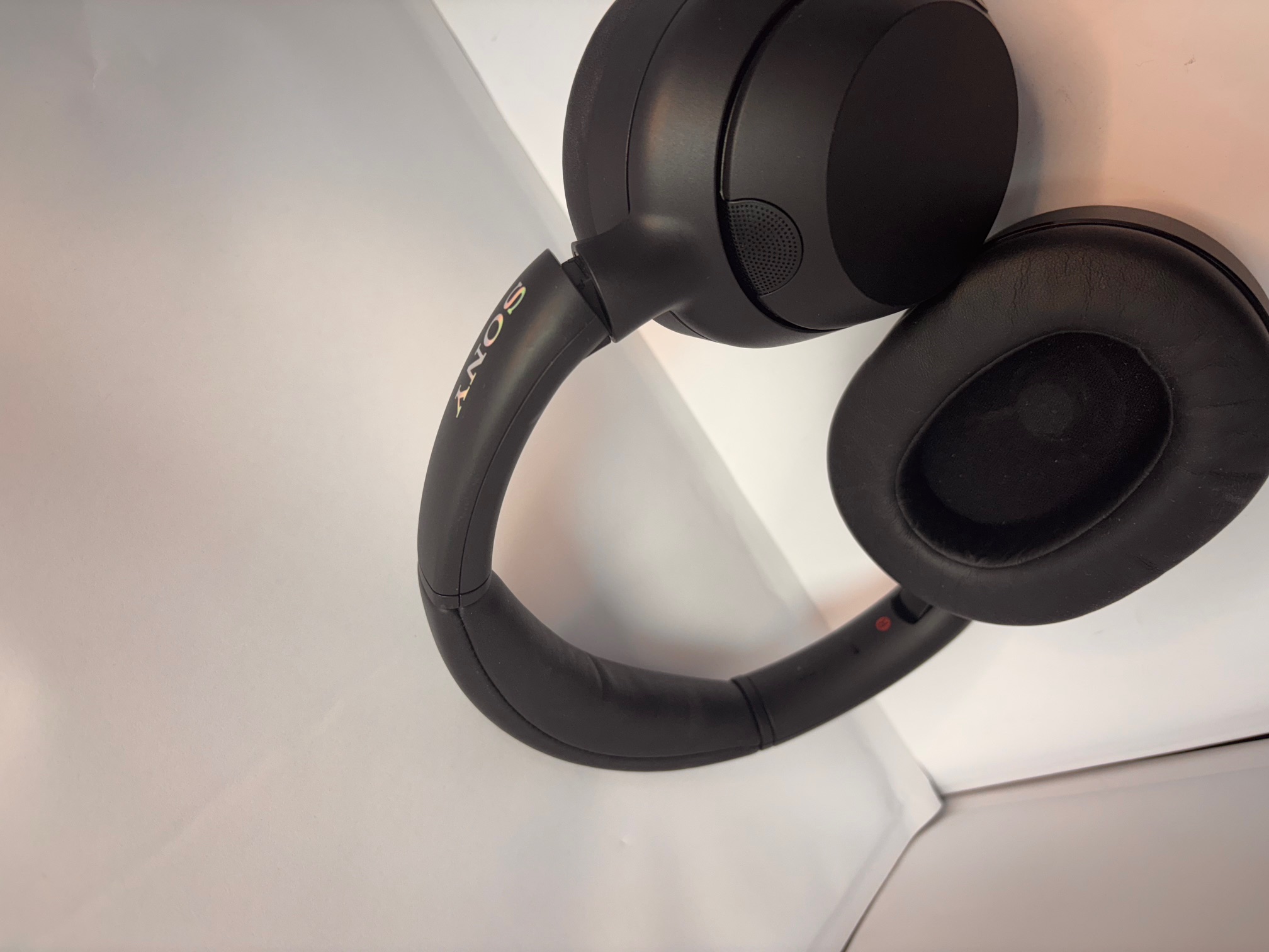 Product photo for sony noise cancelling headphones