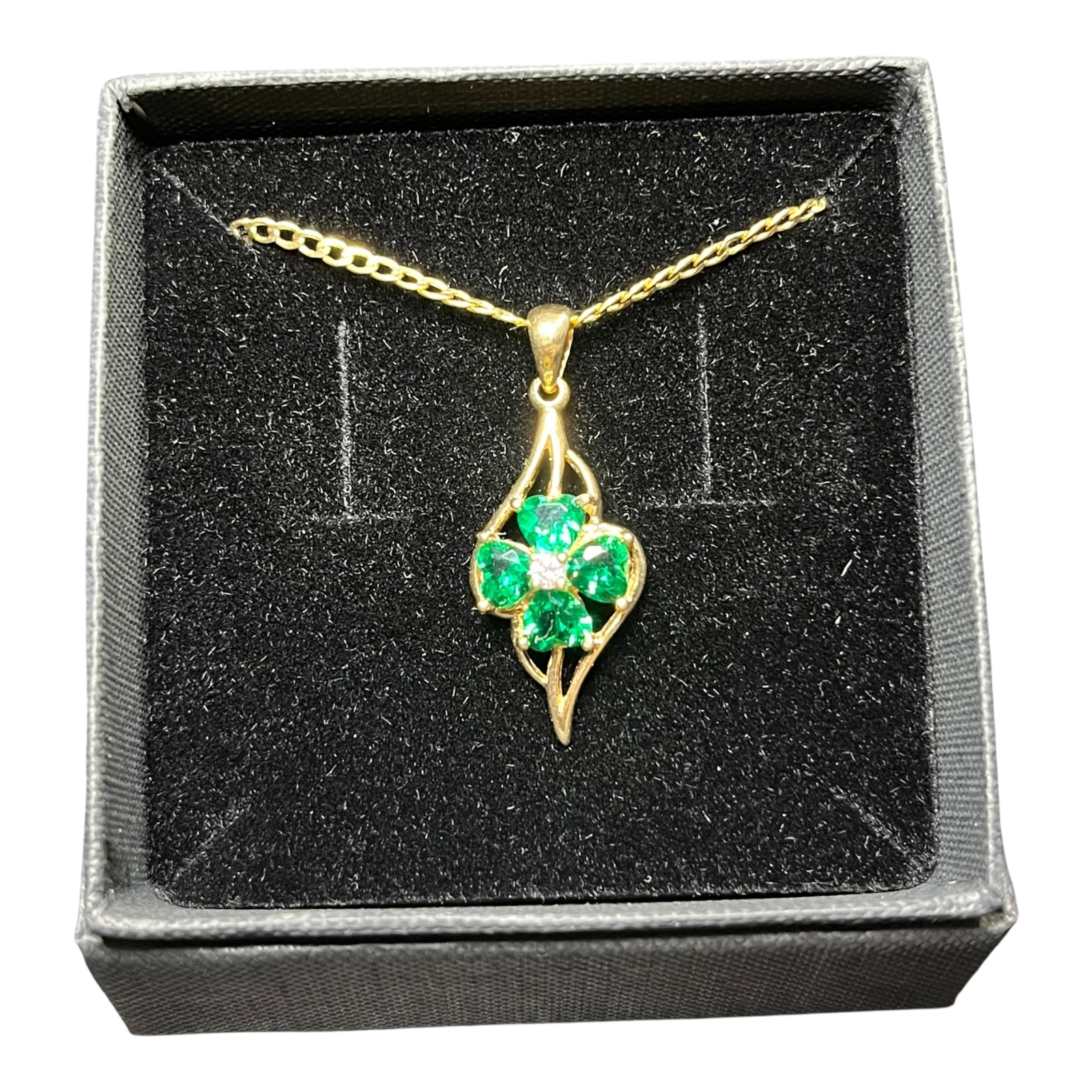 Product photo for 9ct Gold CZ Cloverleaf