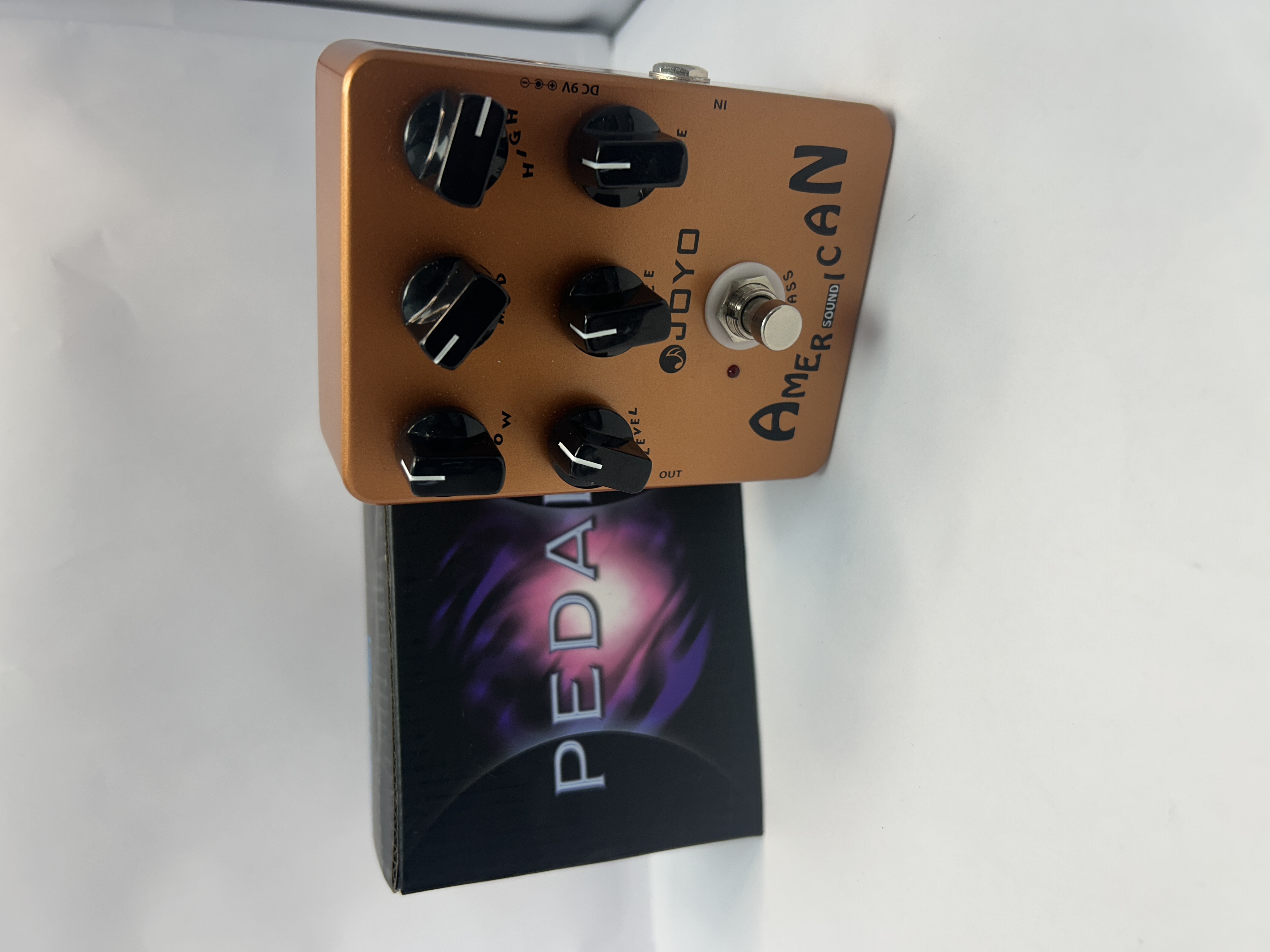 Product photo for American sound  joyo american sound pedal orange boxed