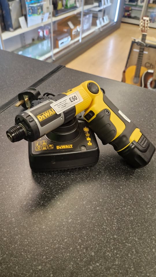 Product photo for DeWalt DC600 Cordless Screwdriver 3.6V