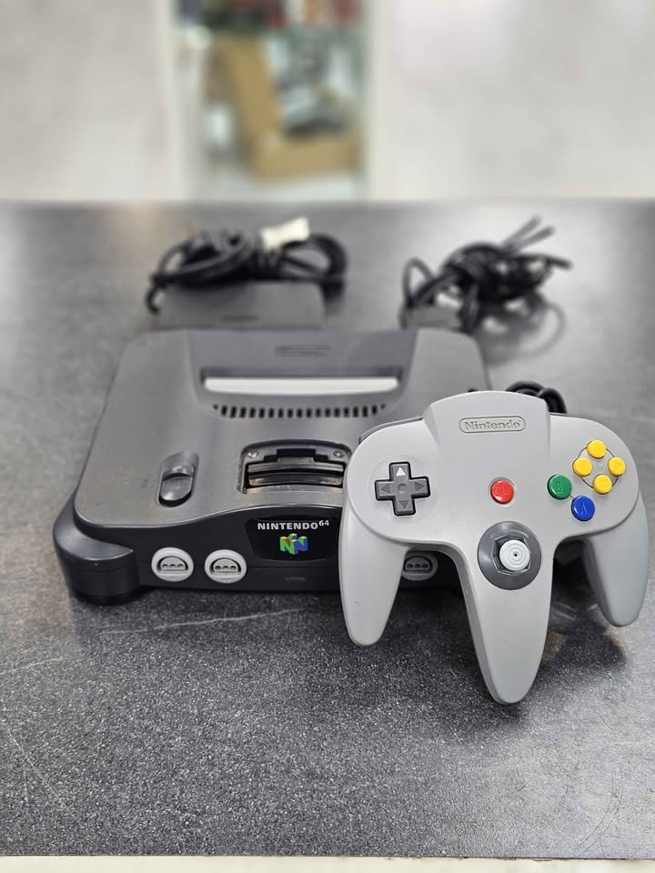 Product photo for Nintendo 64 Console 1 controller
