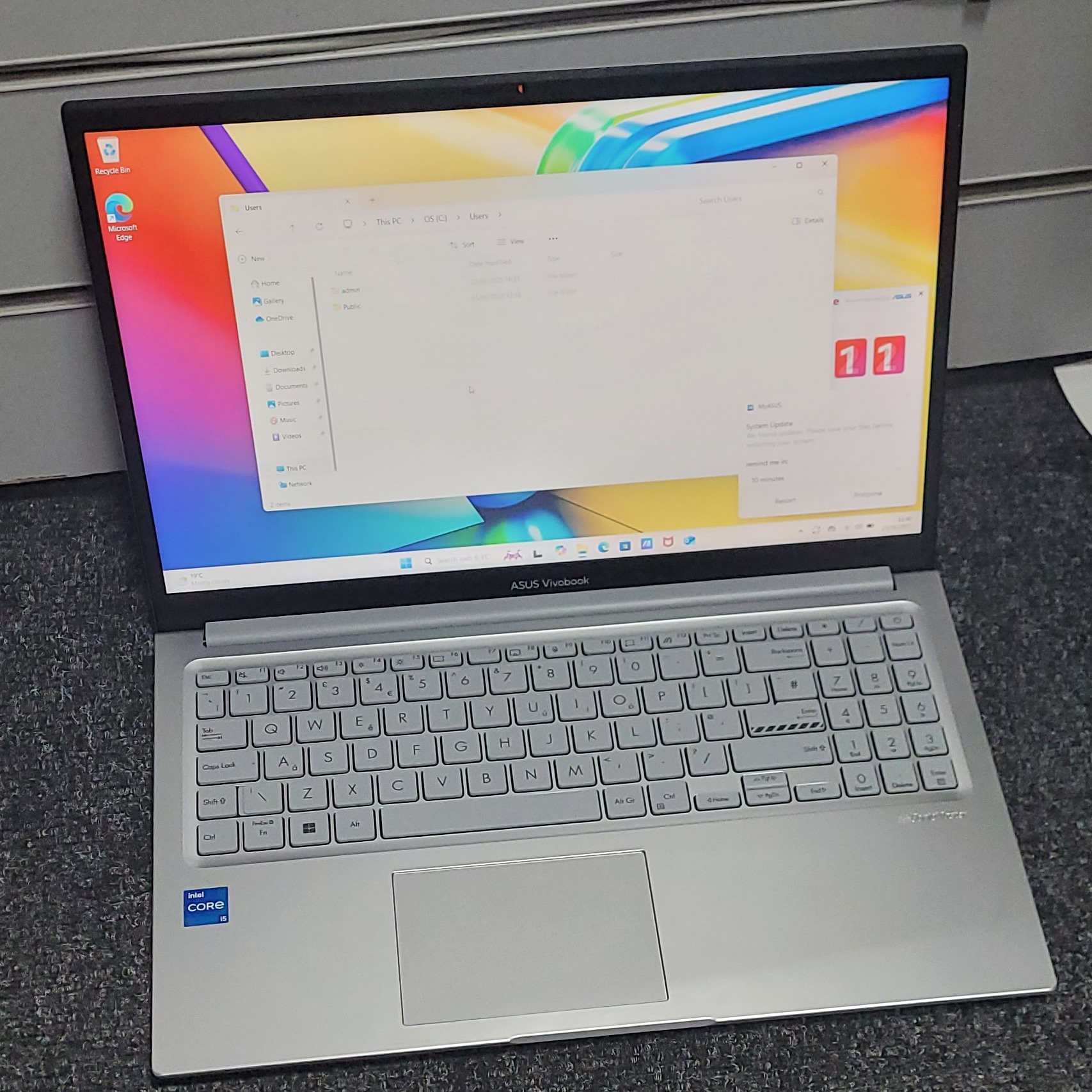 Product photo for Asus Vivobook 15, 512GB, 8GB RAM