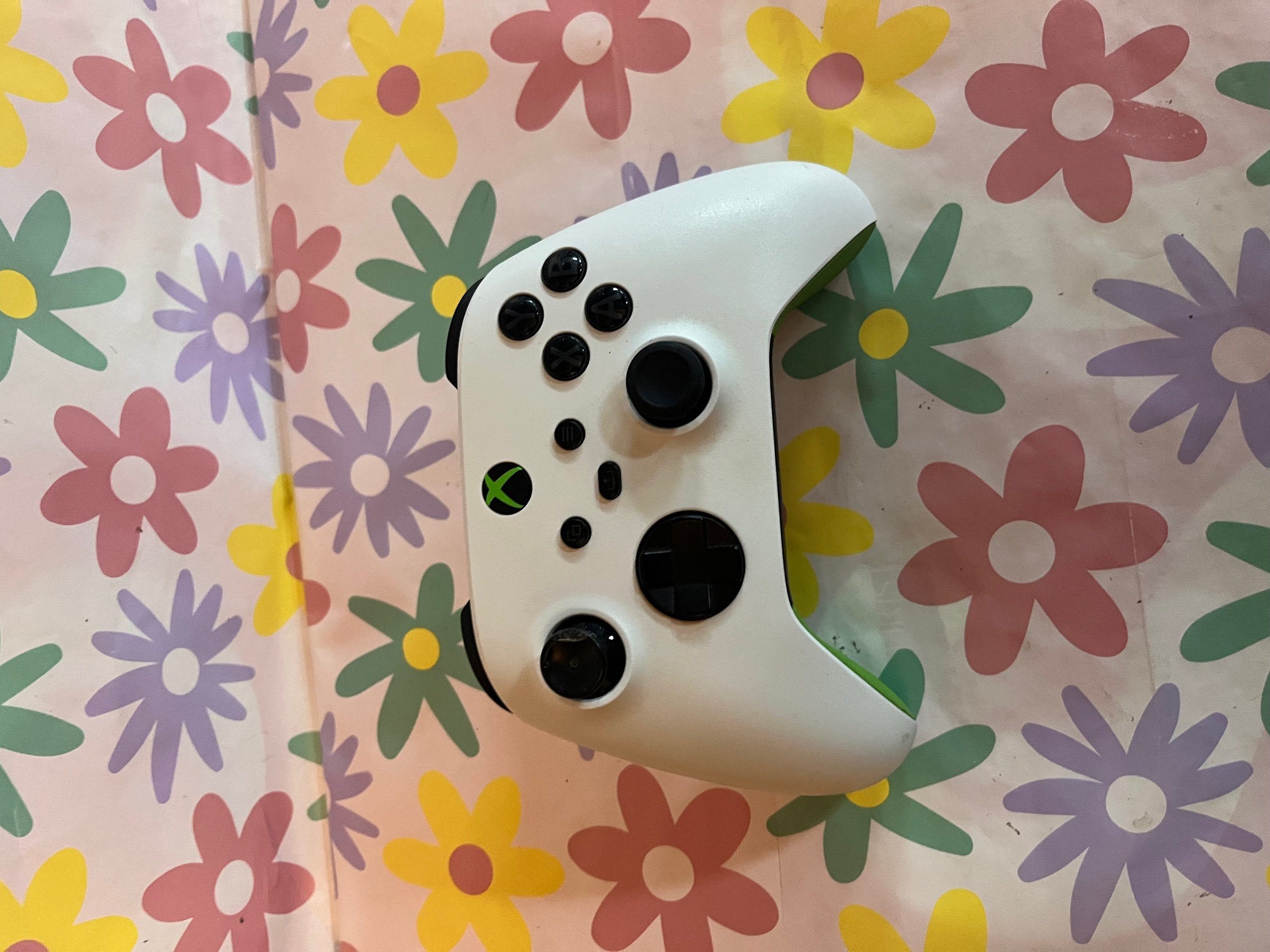 Product photo for microsoft xbox controller series x/s