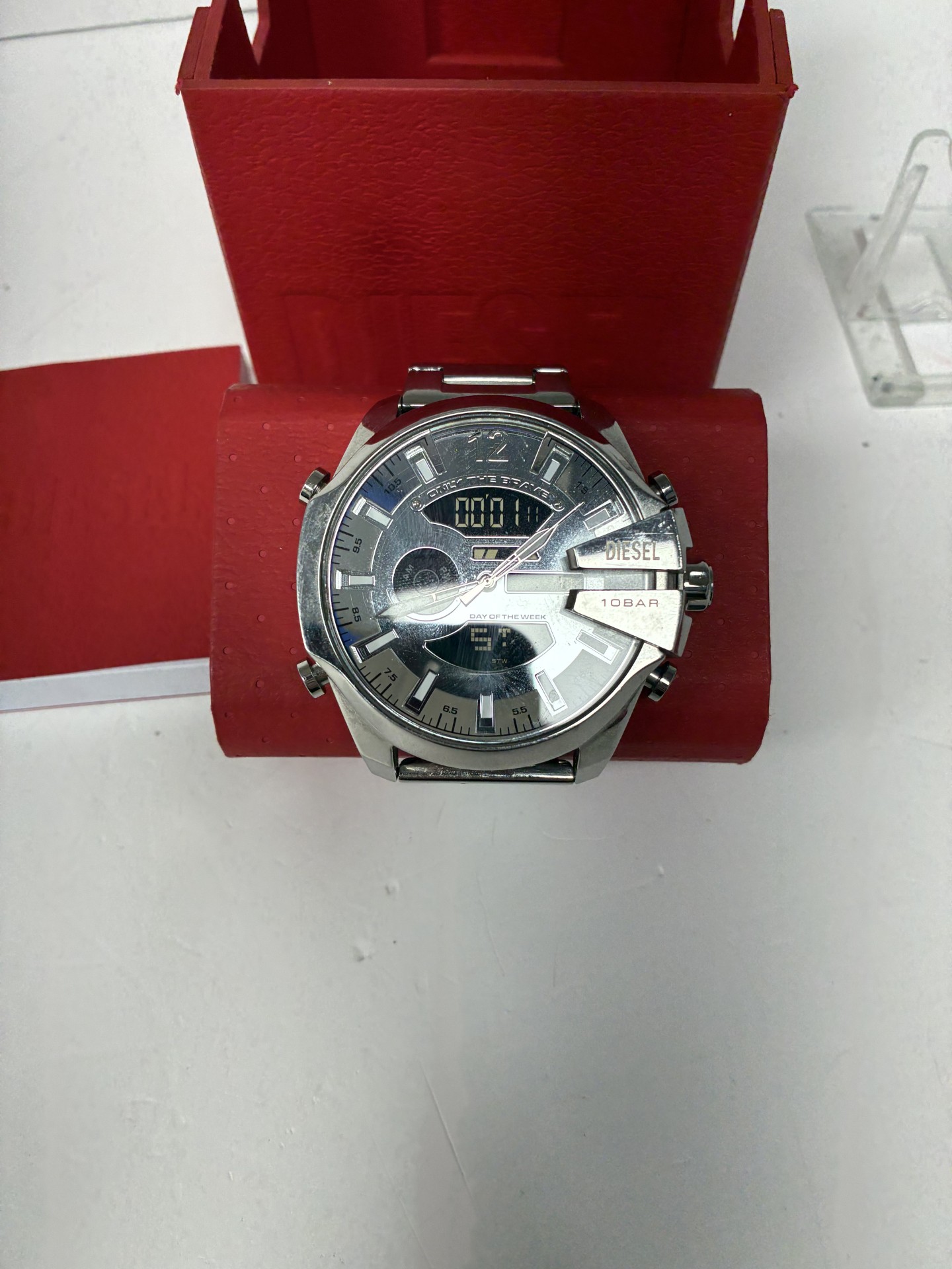 Product photo for DIESEL 10 BAR WATCH DZ-4648 BOXED