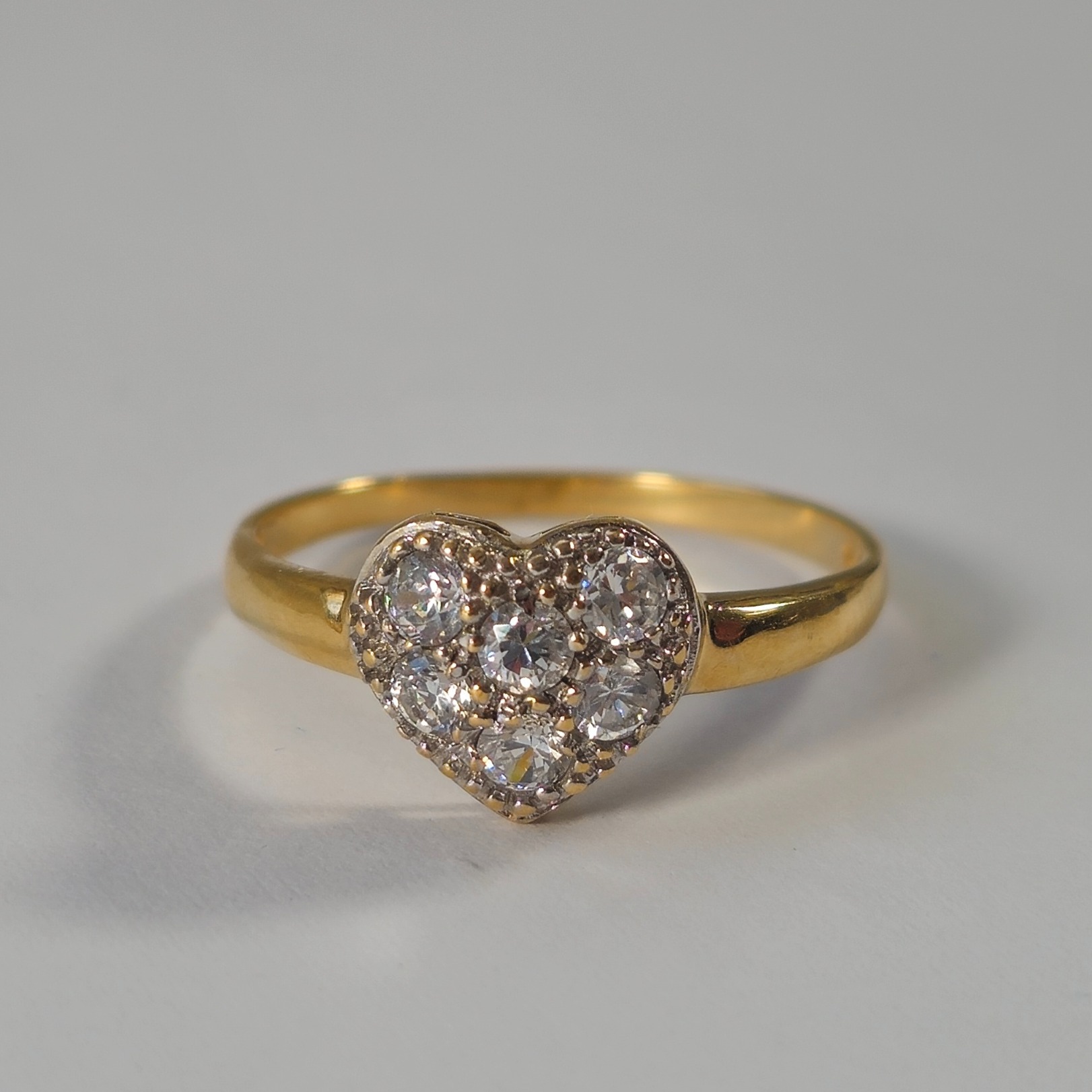Product photo for 9ct Gold *CZ* Heart Ring Size R