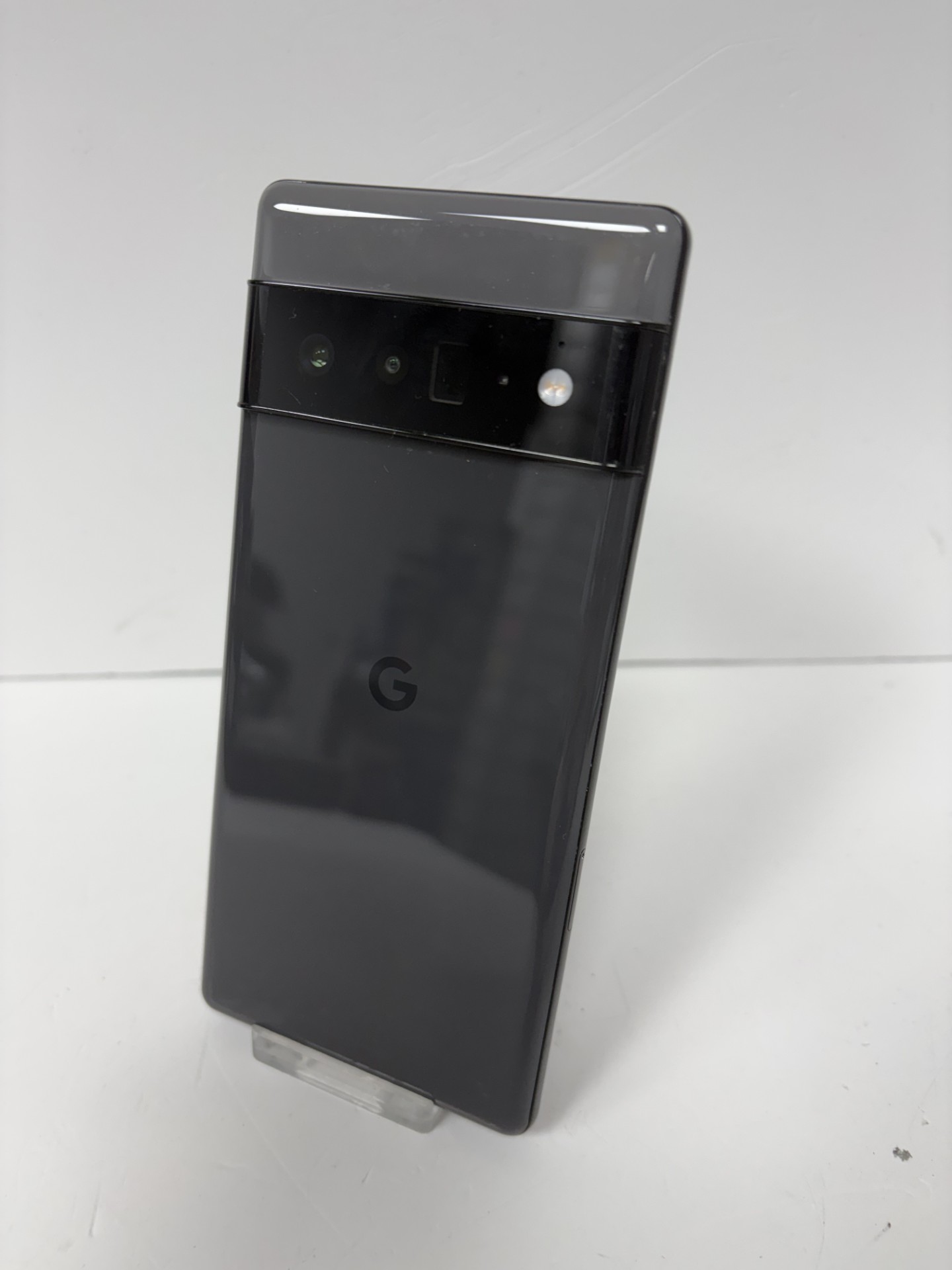 Product photo for GOOGLE PIXEL 6 PRO 128GB GREY UNLOCKED UNBOXED