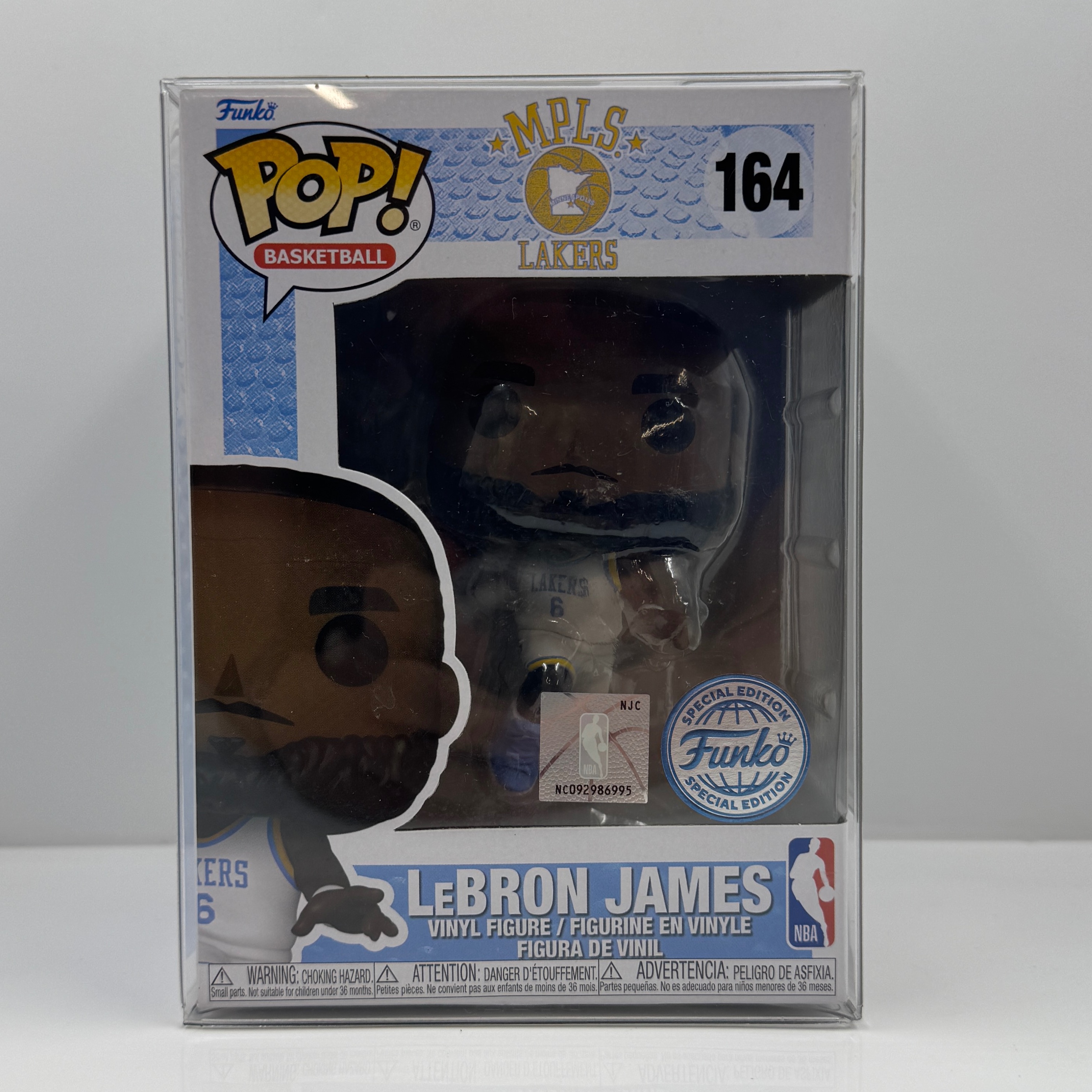 Product photo for FUNKO POP! BASKETBALL VINYL: LEBRON JAMES -164 SPECIAL EDITION