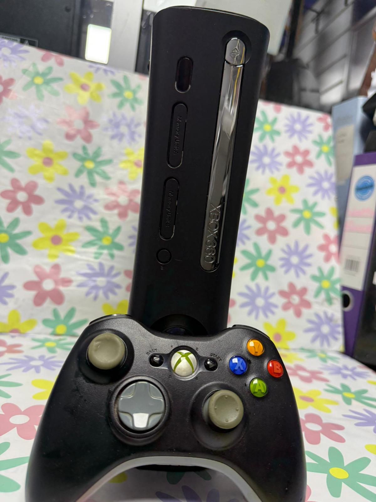 Product photo for MICROSOFT  XBOX 360 CONSOLE 32GB