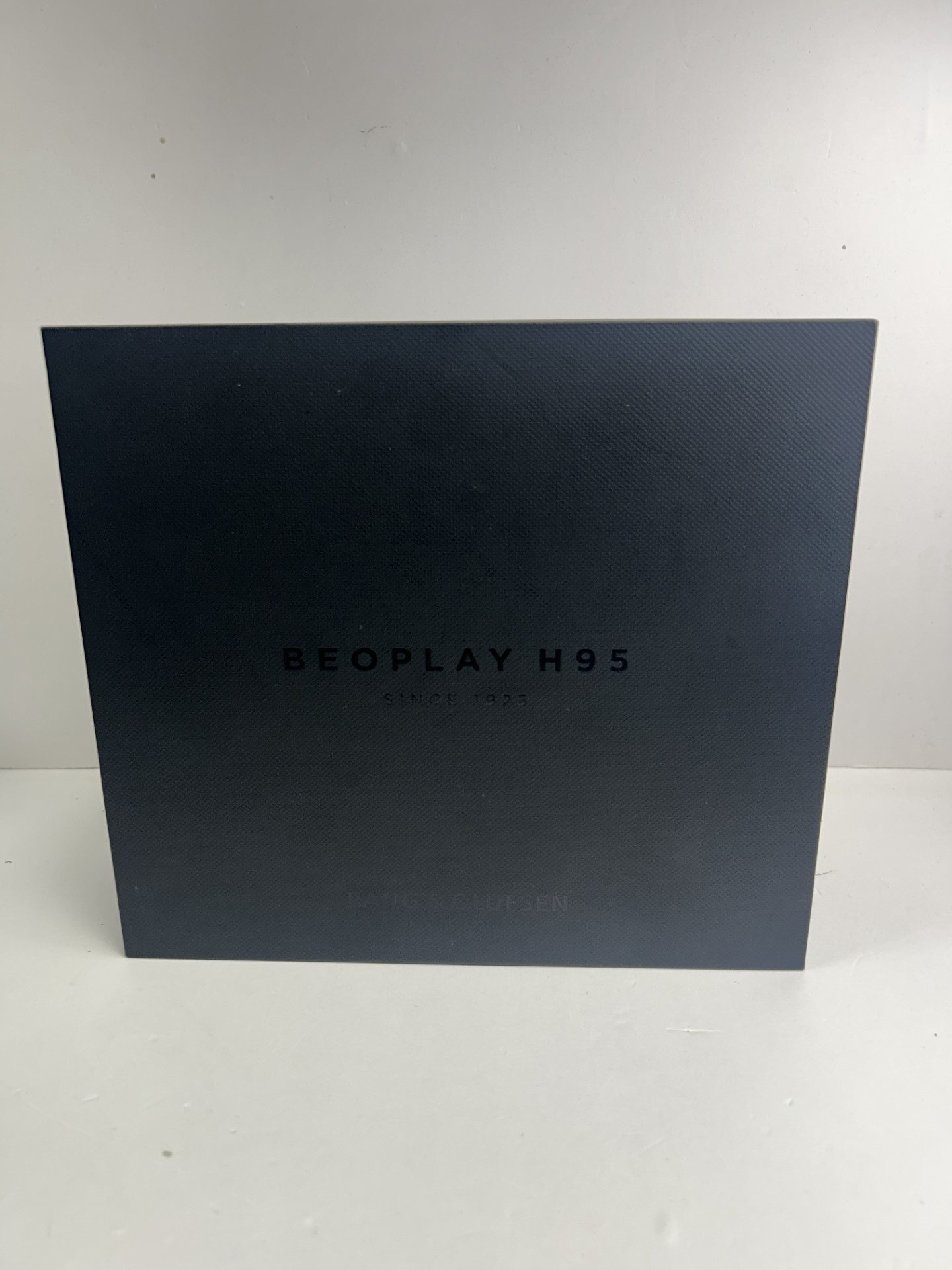 Product photo for BANG & OLUFSEN BEOPLAY H95 HEADPHONES BLACK BOXED