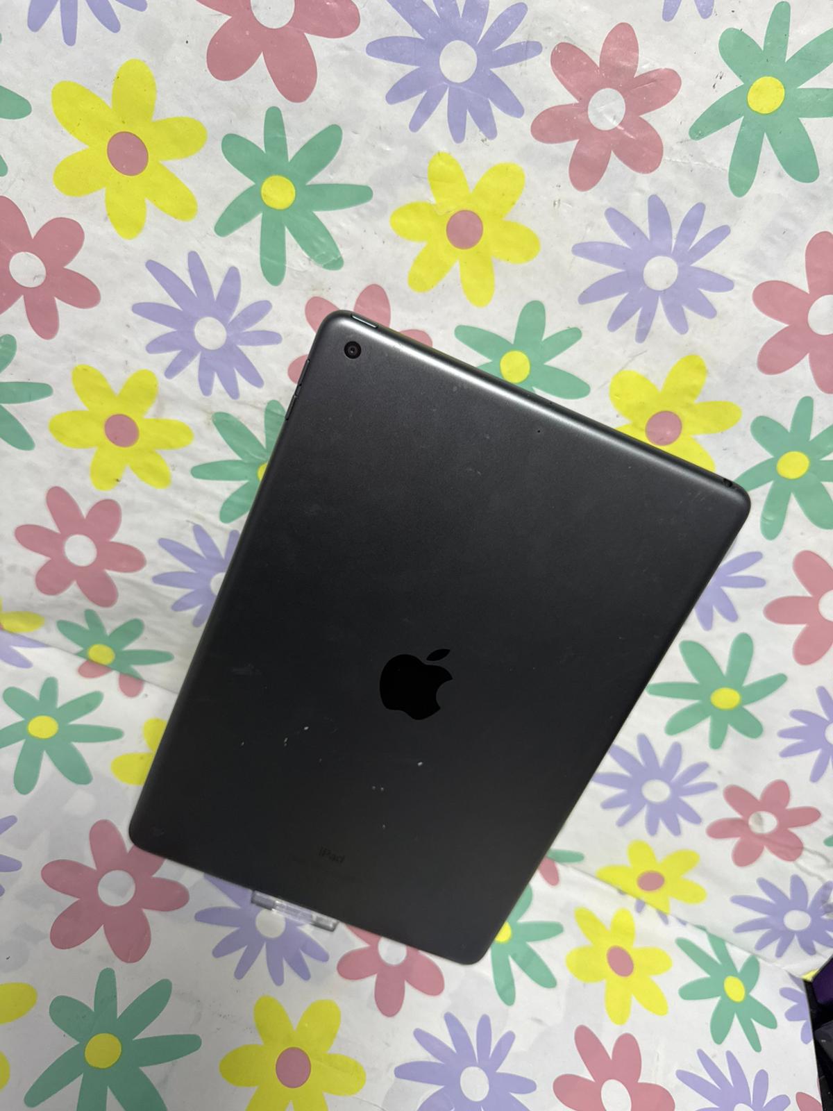 Product photo for APPLE IPAD 9TH GENERATION 64GB