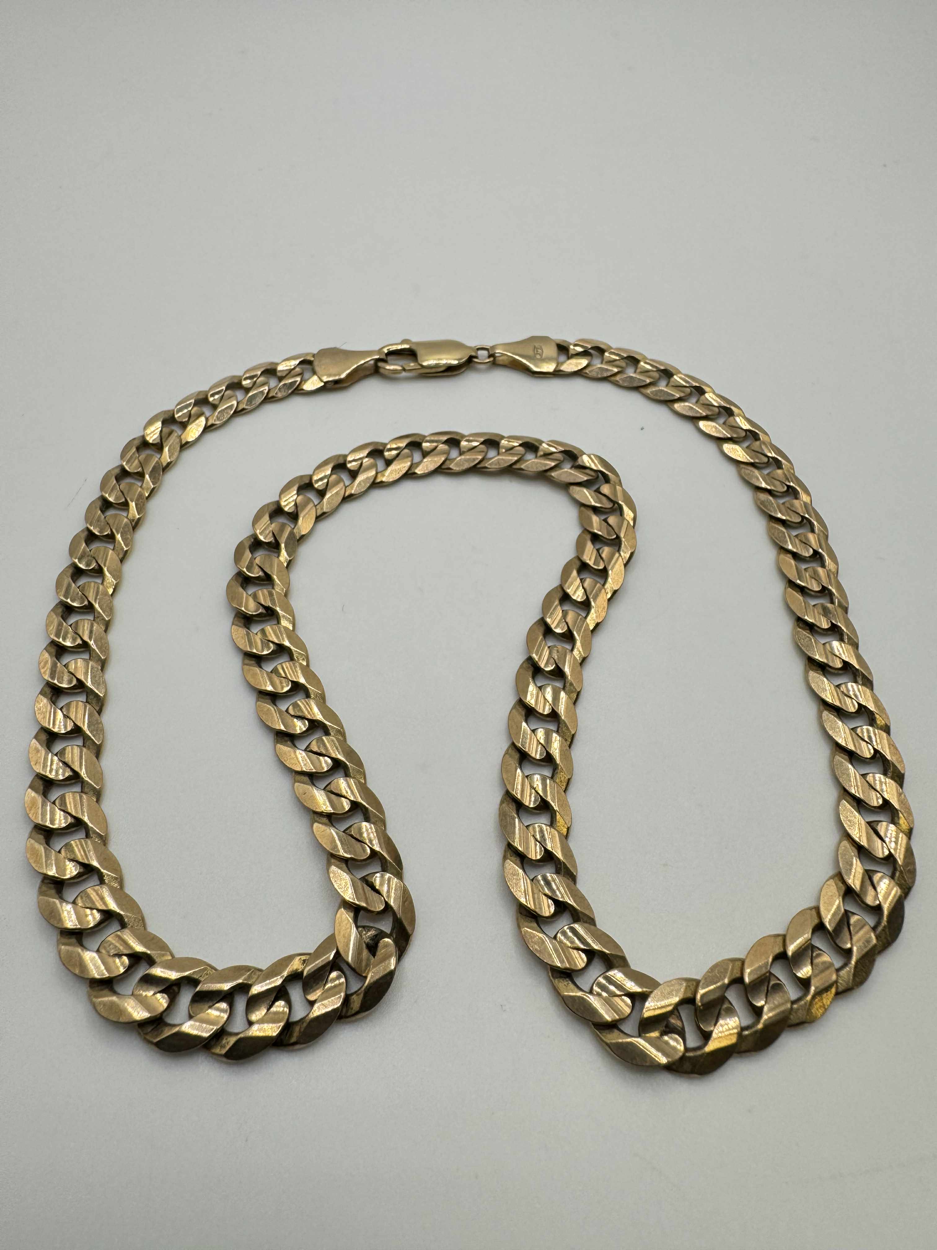 Product photo for 9ct Styled Link Chain Curb