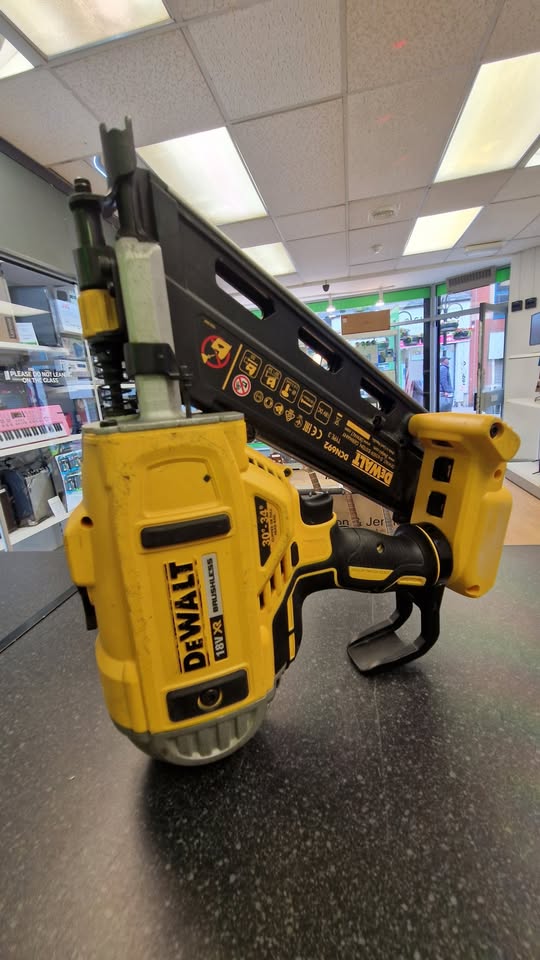 Product photo for Dewalt DCN692 Nail Gun Body Only