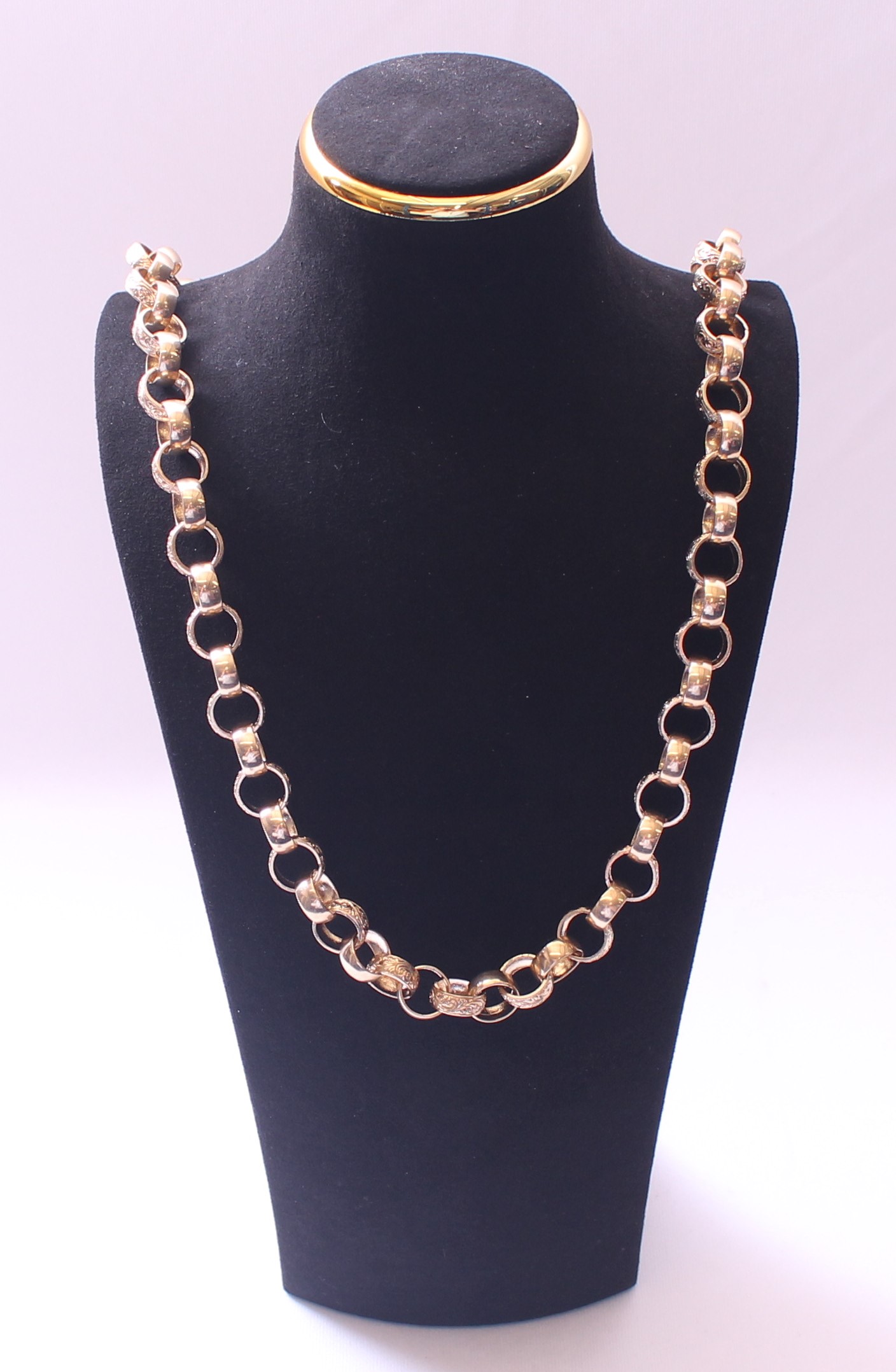 Product photo for 9ct Yellow Gold Plain & Patterned Belcher Chain Necklace - 26