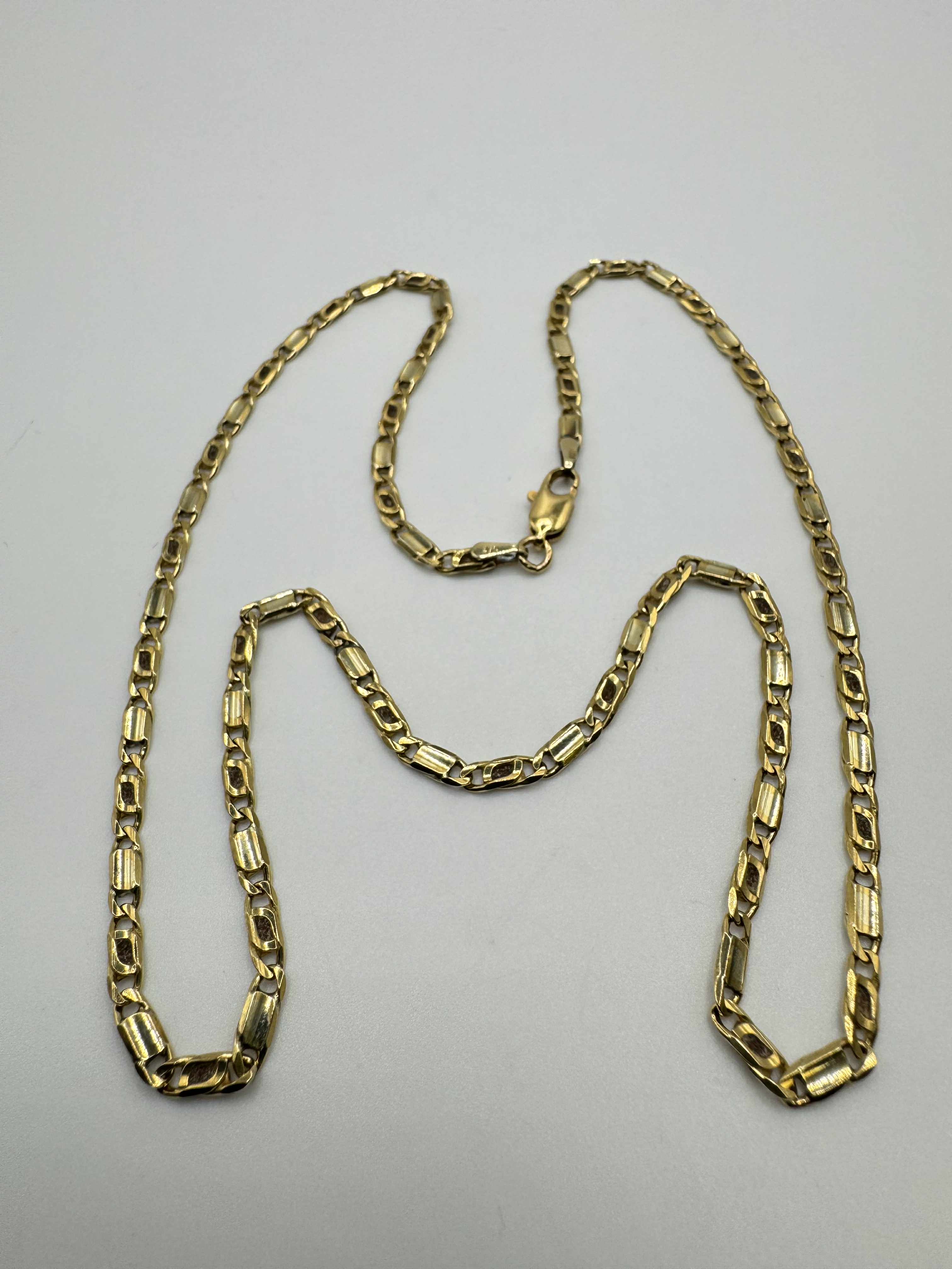 Product photo for 9ct Anchor Link Chain