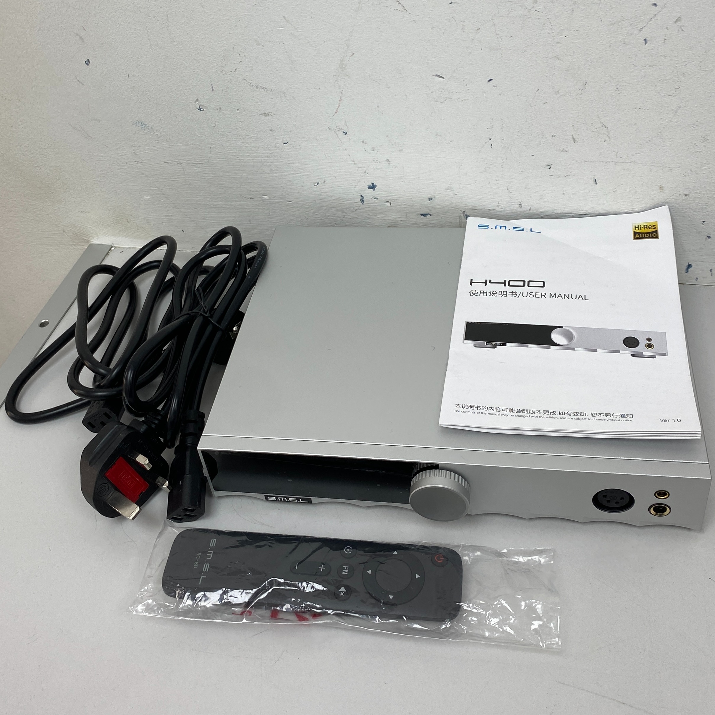 Product photo for SMSL H400 Hi-Res Headphone Amplifier RCA XLR Balanced Input Hi-End Pre-Amp