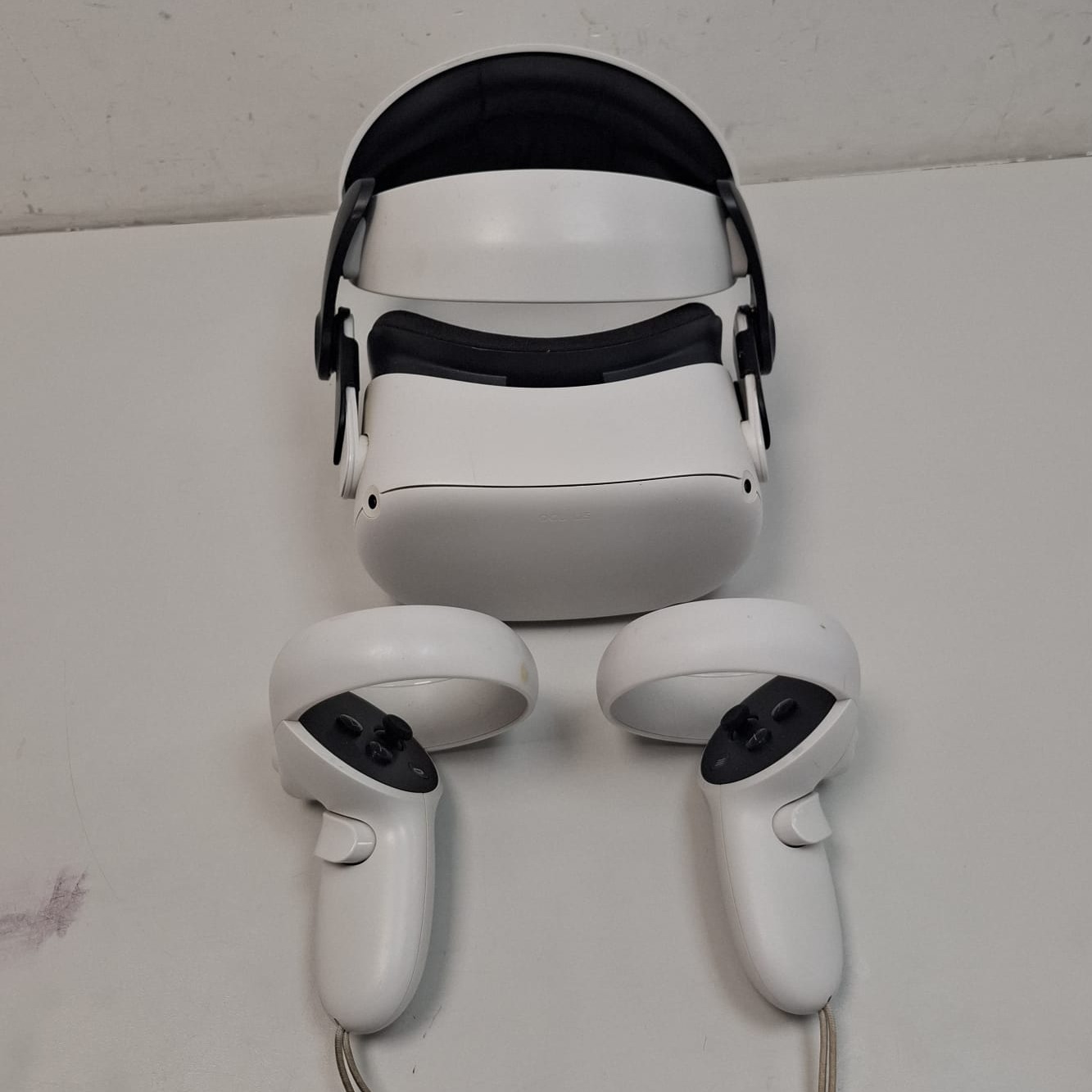 Product photo for Meta Oculus Quest 2 All-In-One VR Headset 128 GB