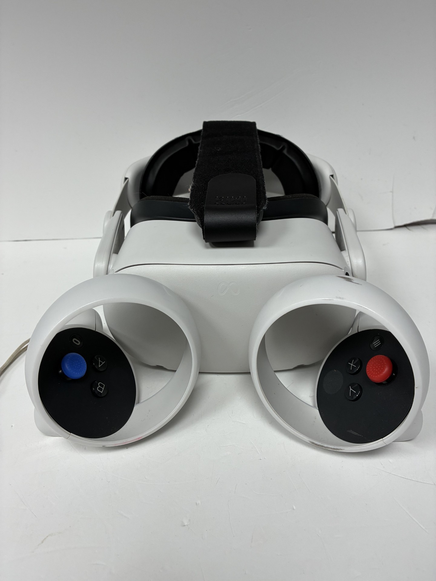 Product photo for meta quest 2 128gb white unboxed