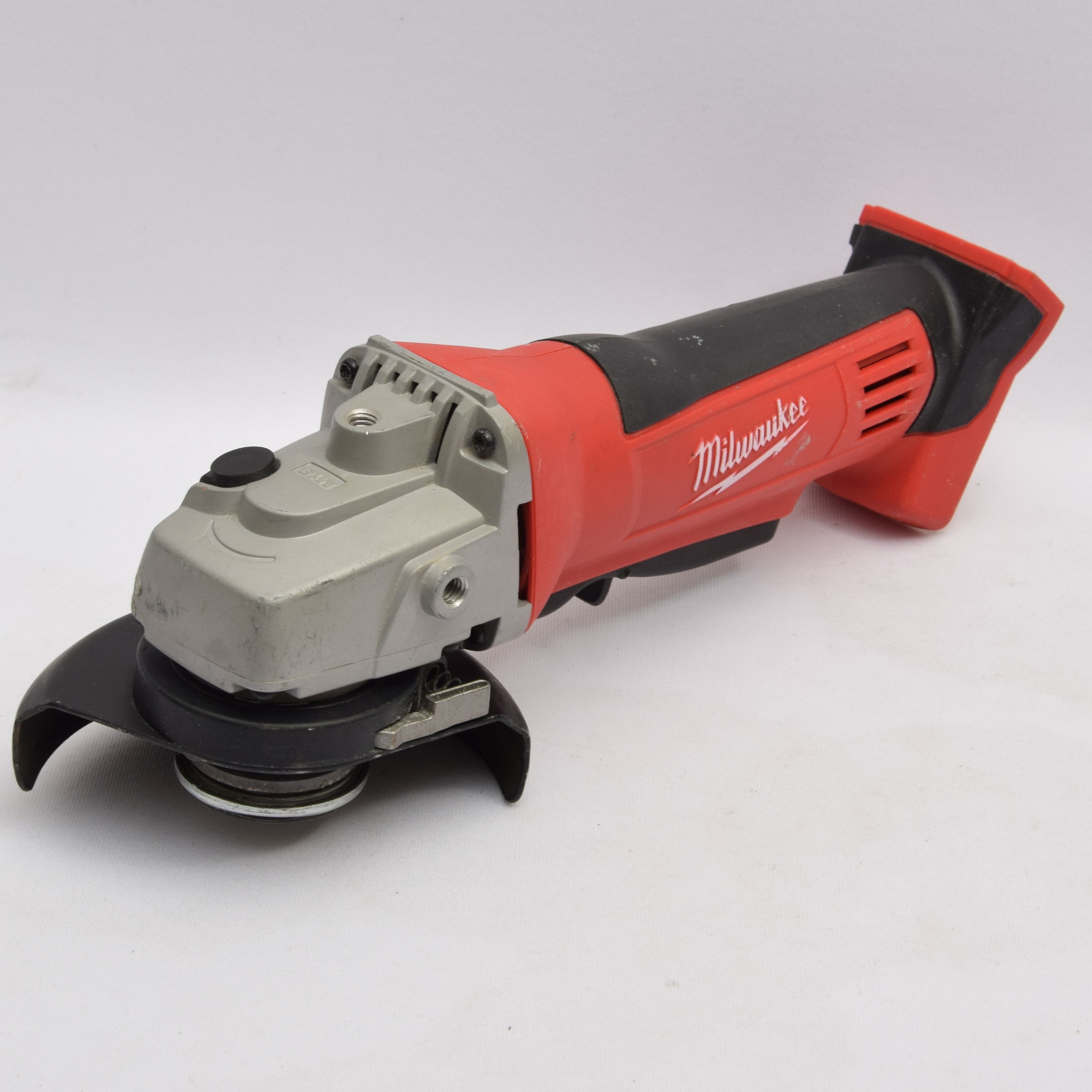 Product photo for Milwaukee Cordless 18v FUEL HD18-AG115-0 115mm Angle Grinder BODY ONLY (U)