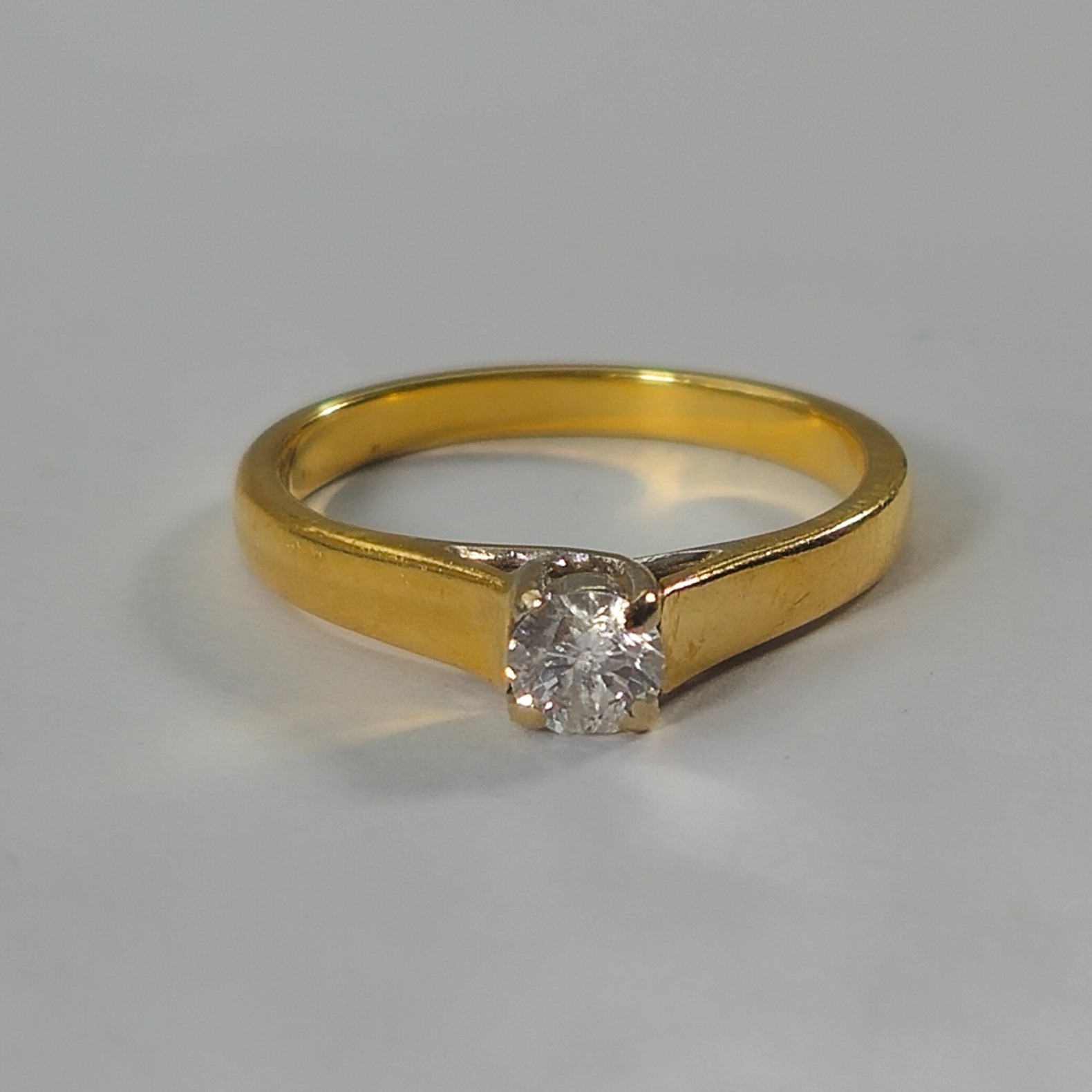 Product photo for 18ct Gold 0.25ct Diamond Engagement Style Ring Size J1/2