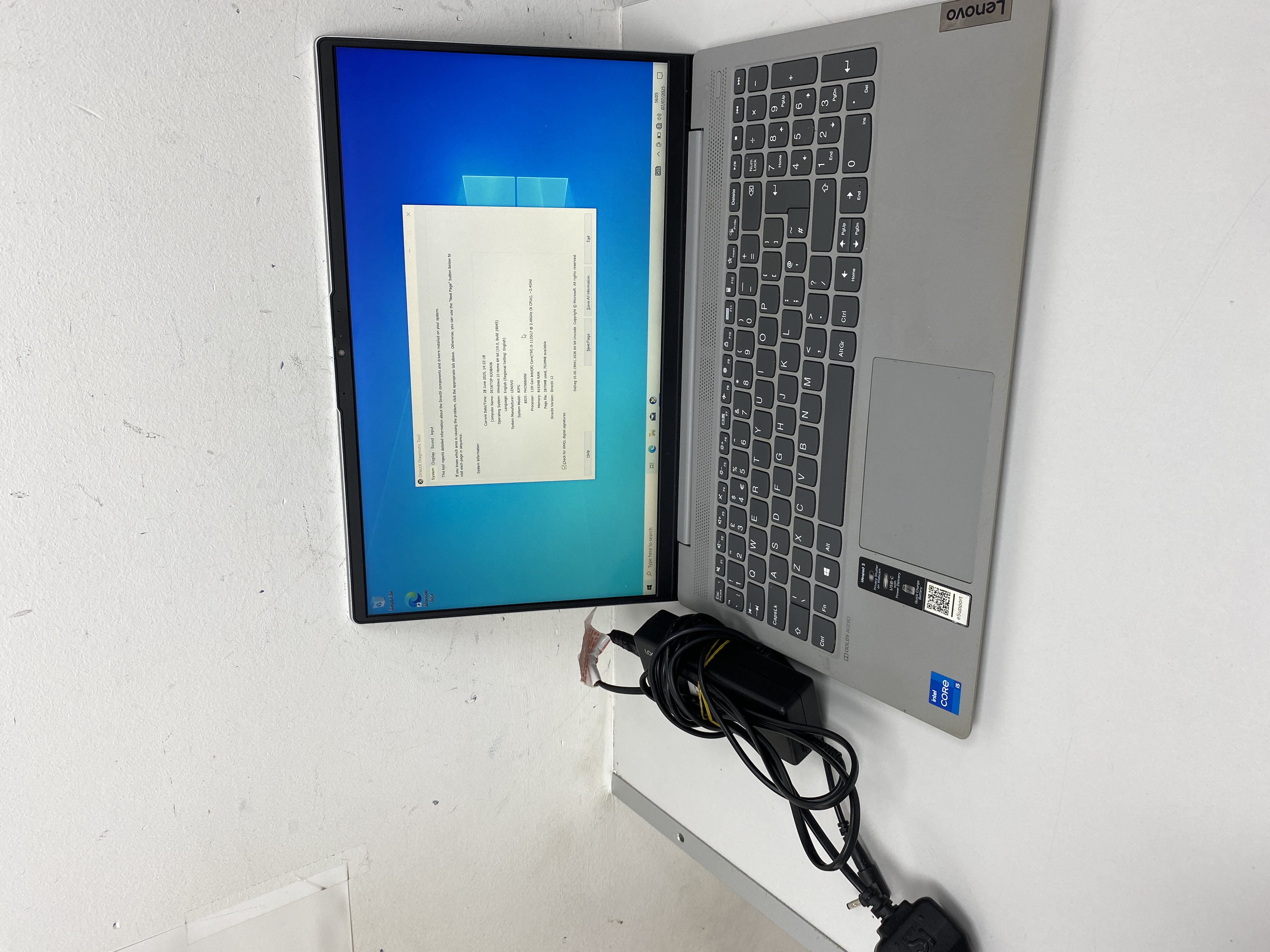 Product photo for Lenovo Ideapad 5 | i5-1135g7 8gb 256GB