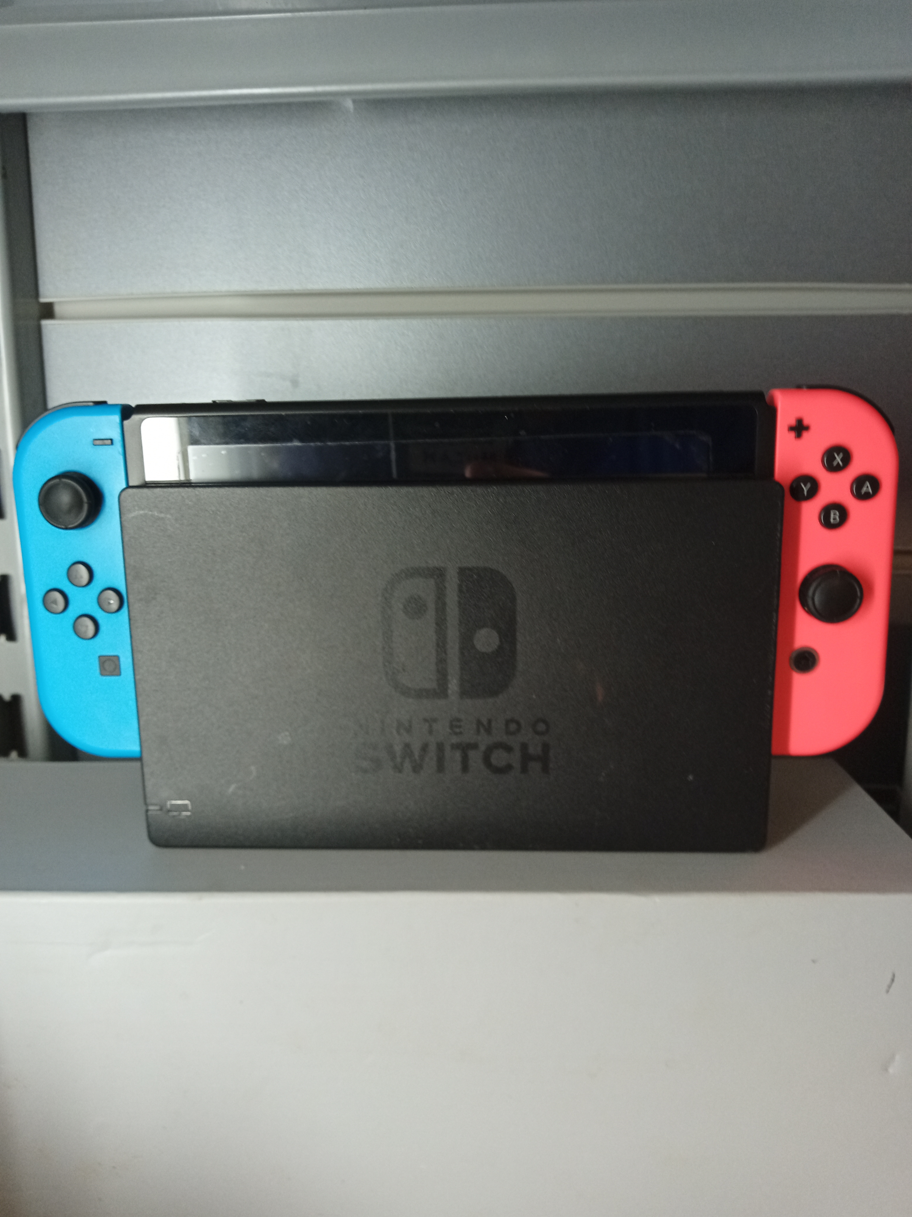 Product photo for Nintendo NINTENDO SWITCH