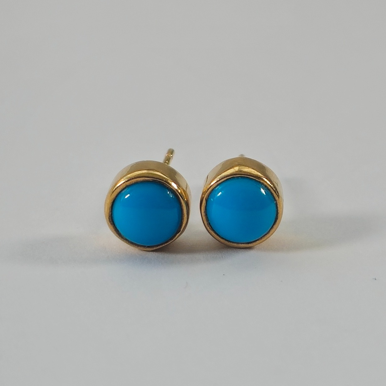 Product photo for 9ct Gold Blue Turquoise Stud Earrings