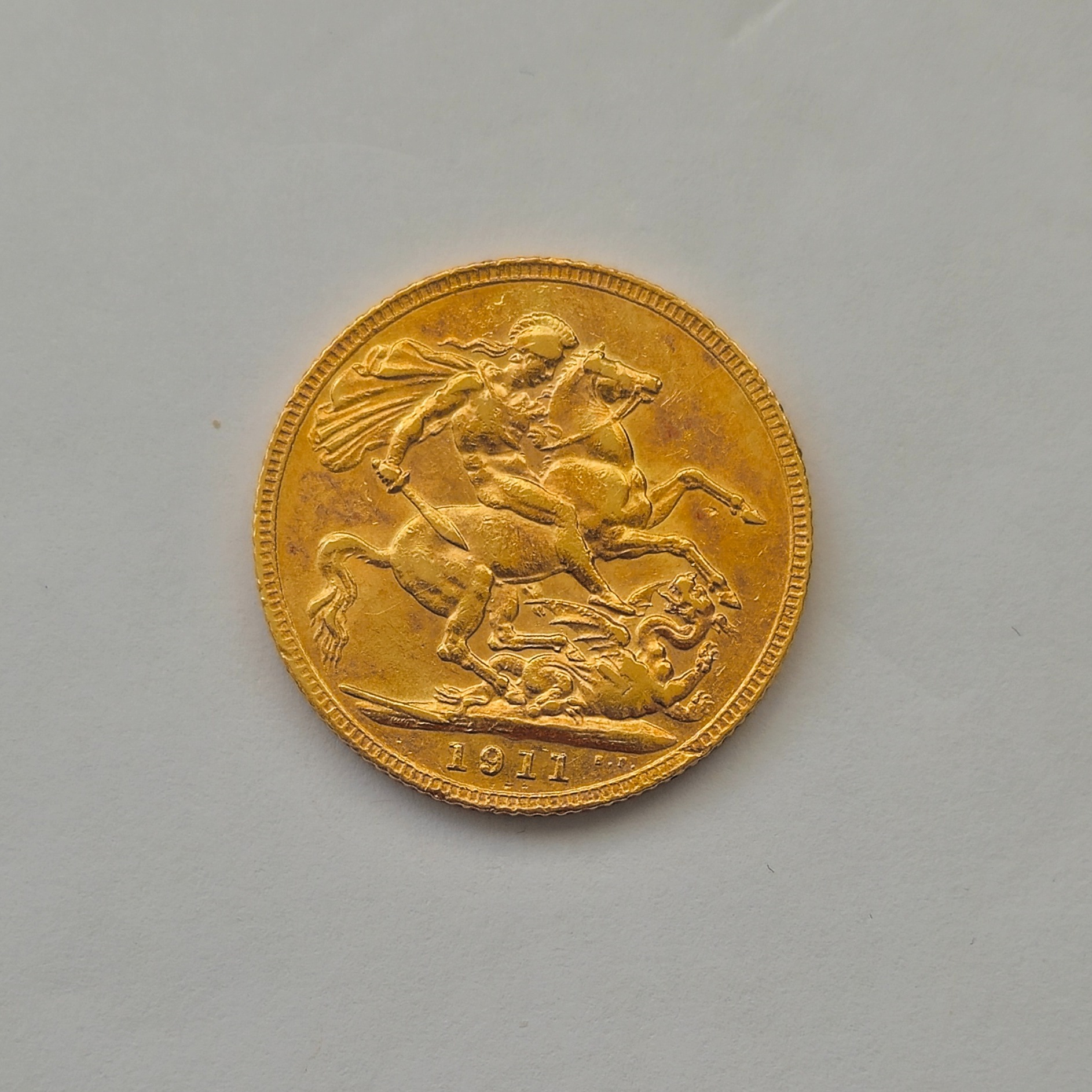 Product photo for 22ct Gold 1911 George IV and St the Dragon Full Sovereign