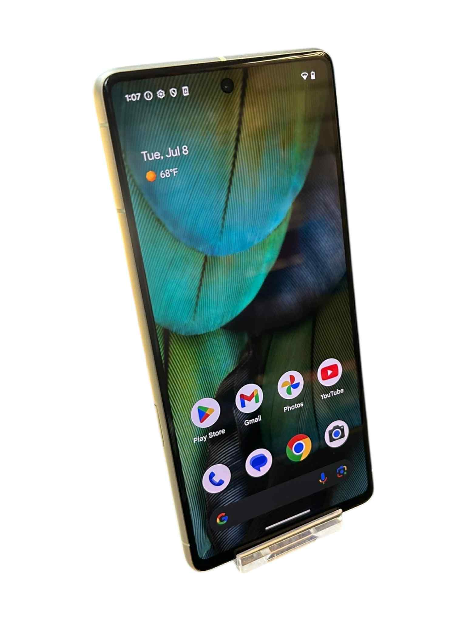 Product photo for Google Pixel 7 128GB Lemongrass, Unlocked B