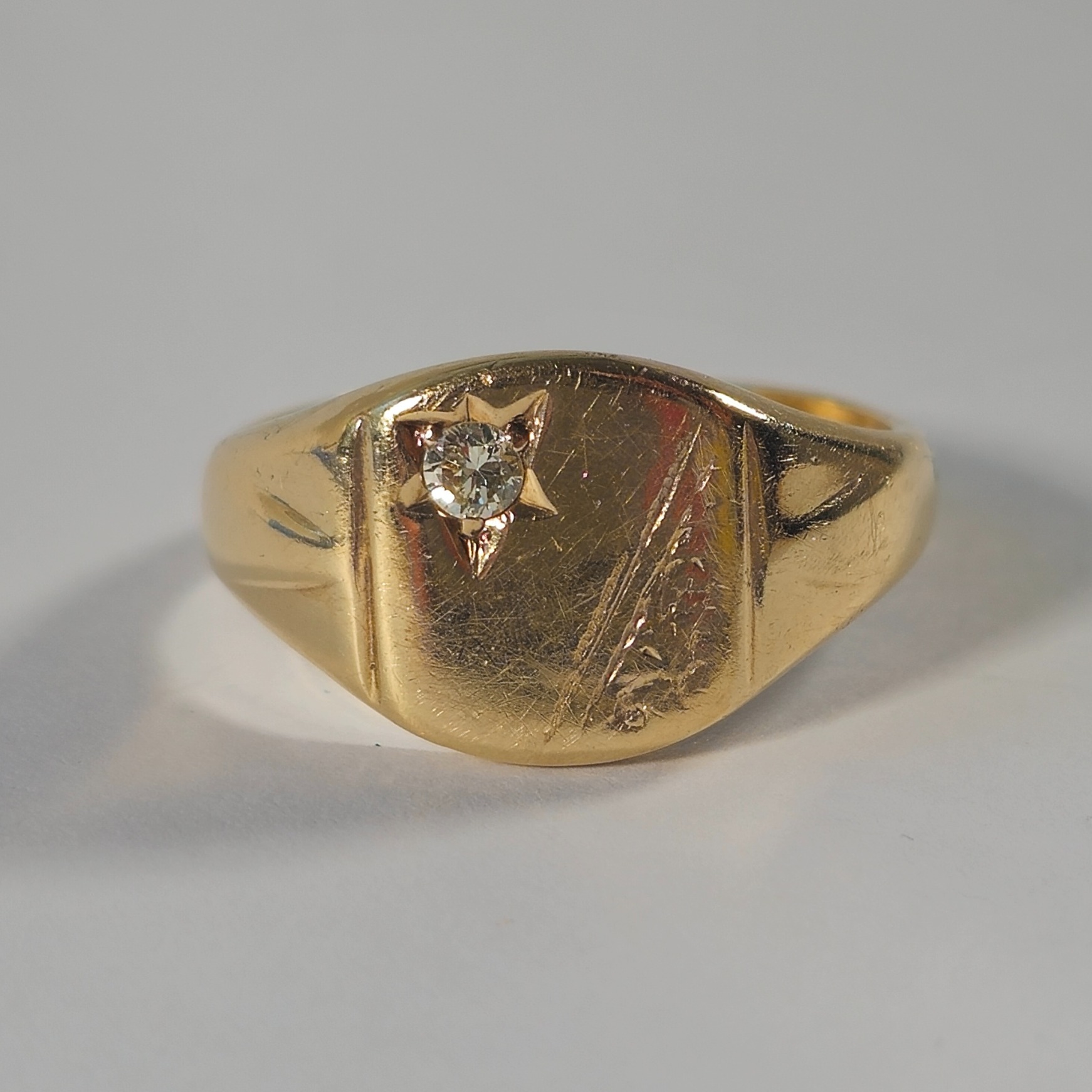 Product photo for 9ct Gold Diamond Star Setting Signet Ring Size T1/2
