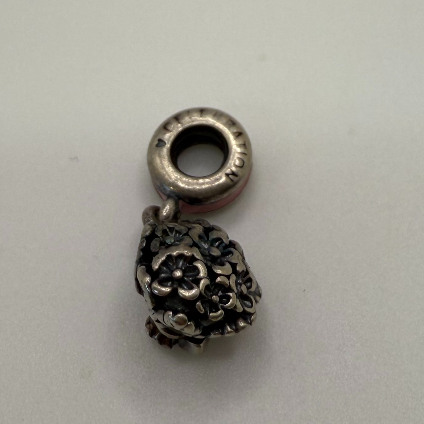 Product photo for Flower Bouquet Pandora Charm