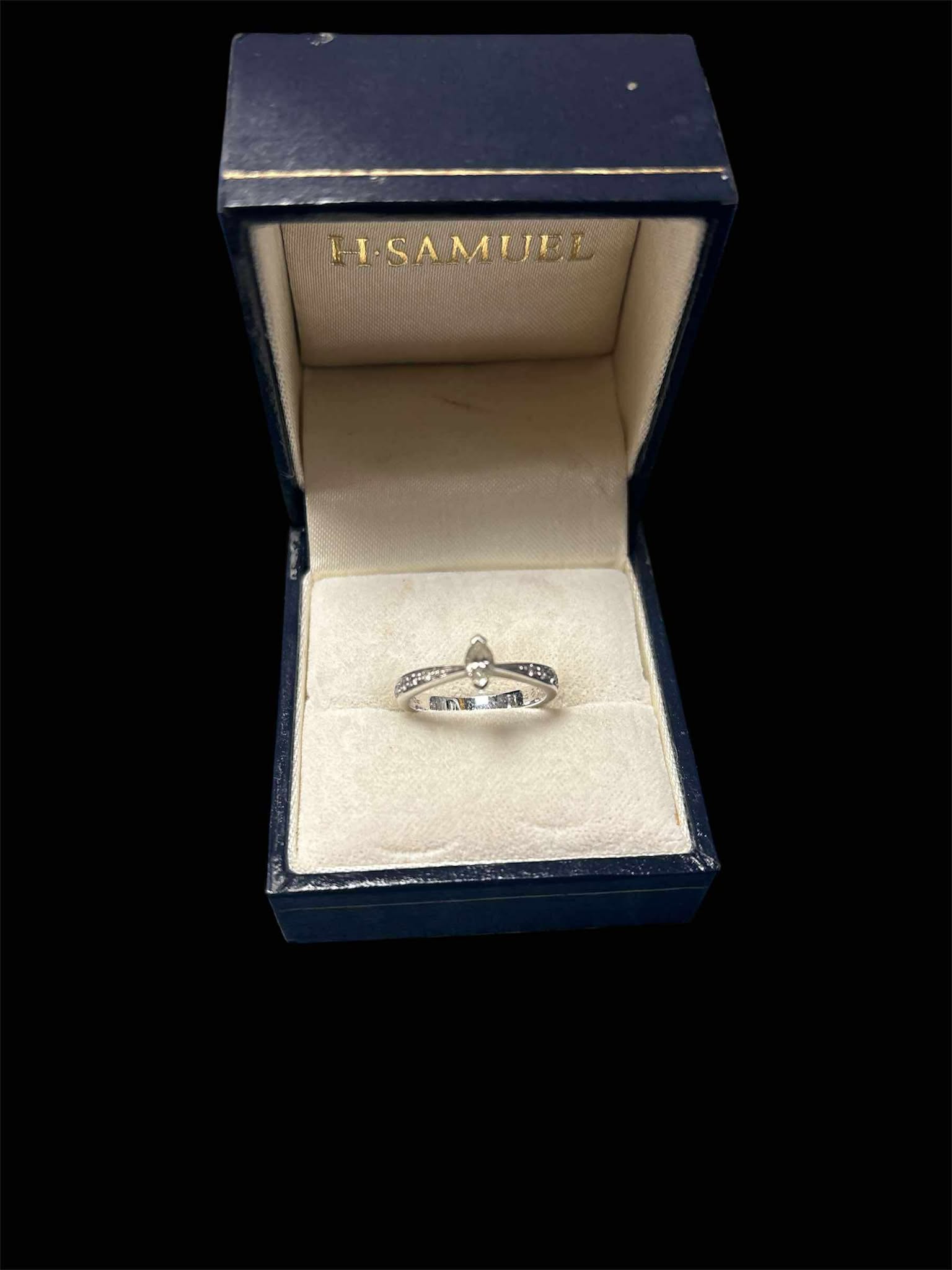 Product photo for 18ct 18t Ring 0.25pt Diamond - Size H