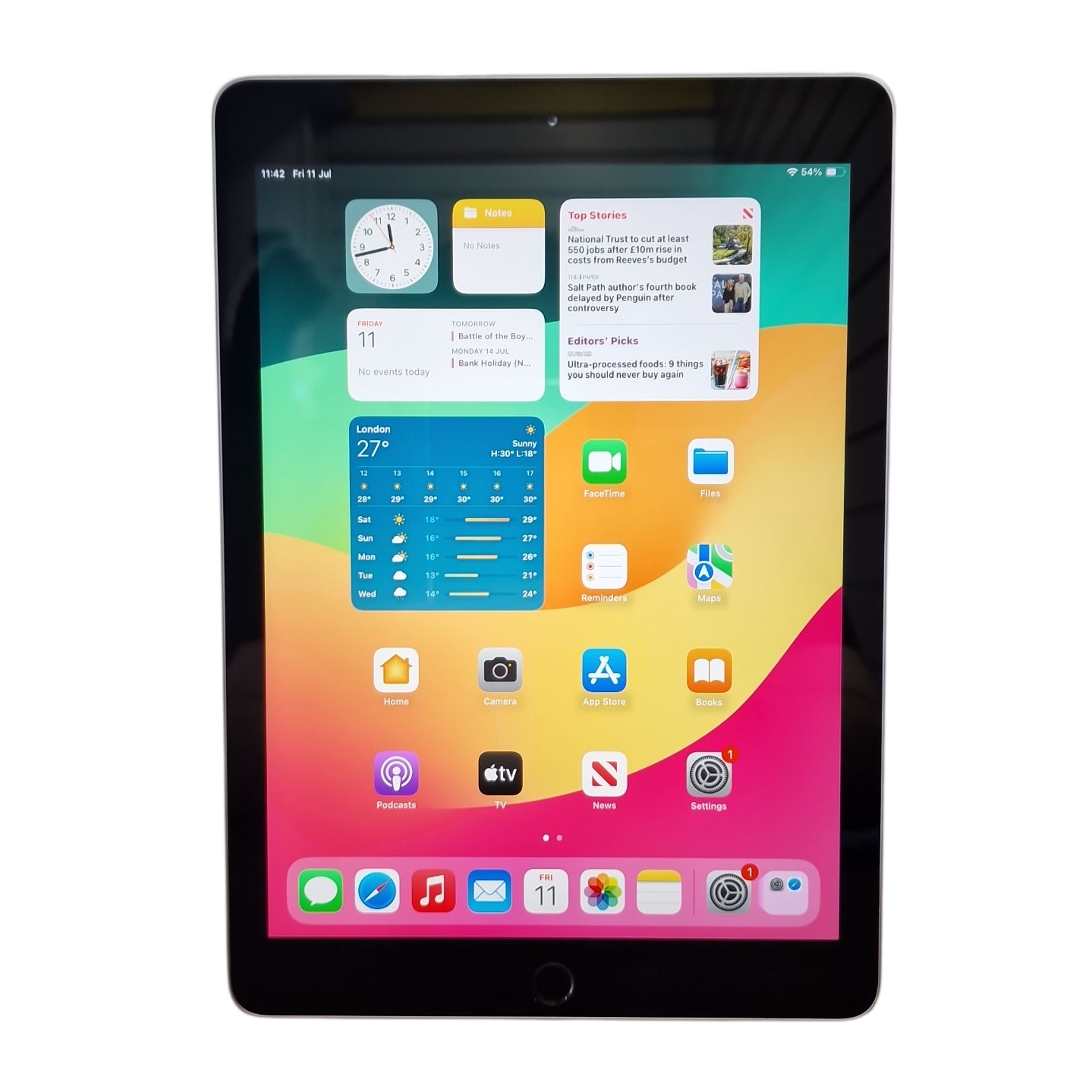 Product photo for Apple iPad 6th Gen (A1893) 9.7