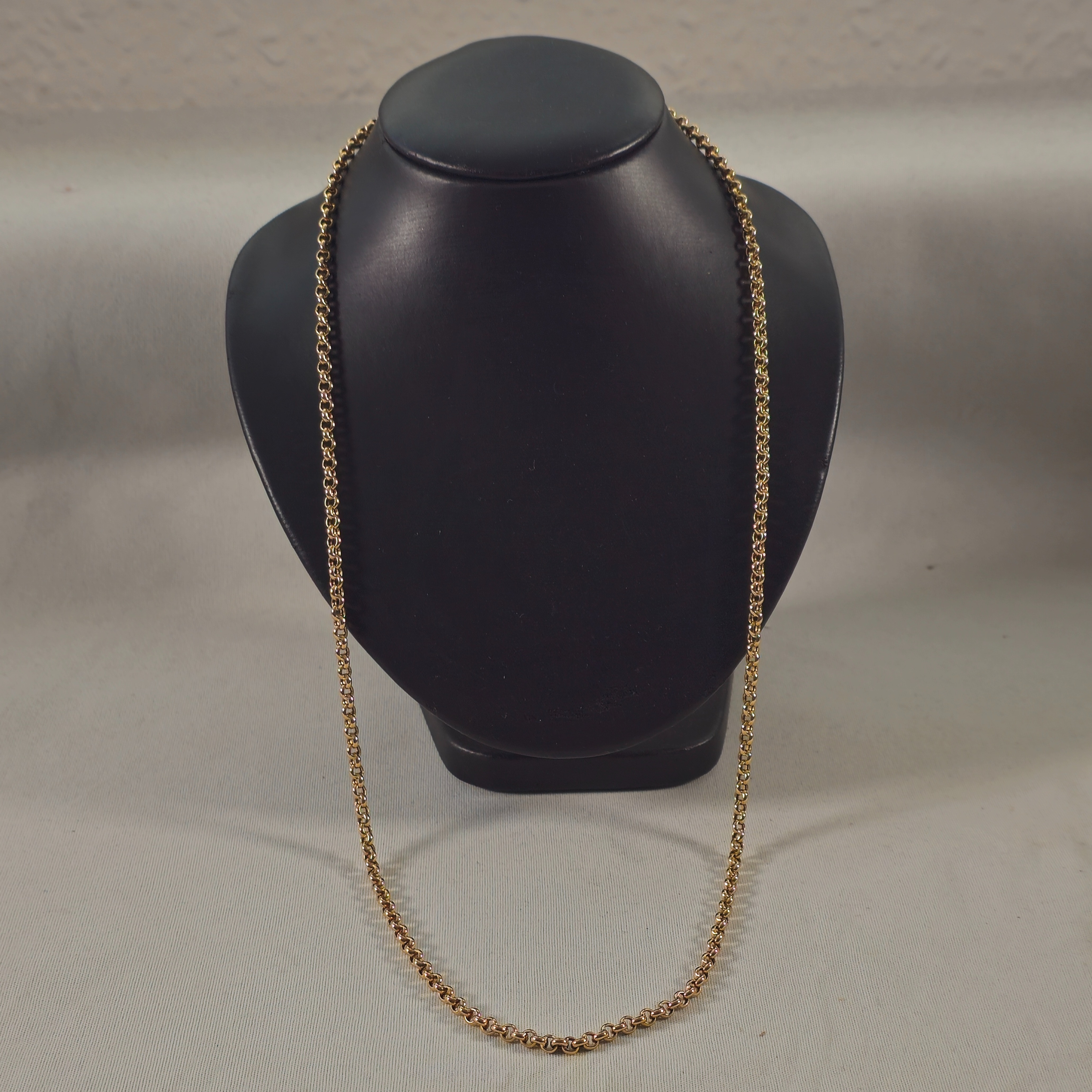 Product photo for 9ct Gold Plain Belcher Link Chain 25.5