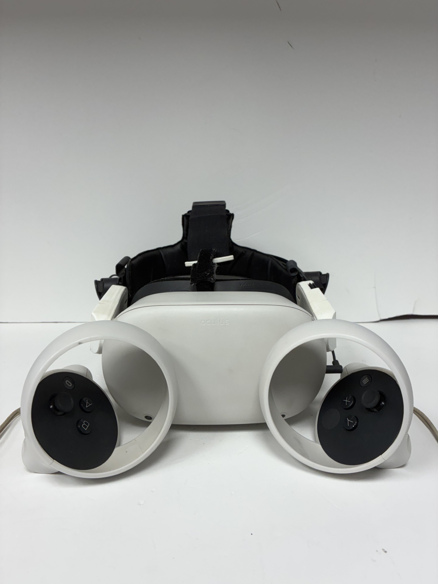 Product photo for meta quest 2 64gb white with custom headset boxed
