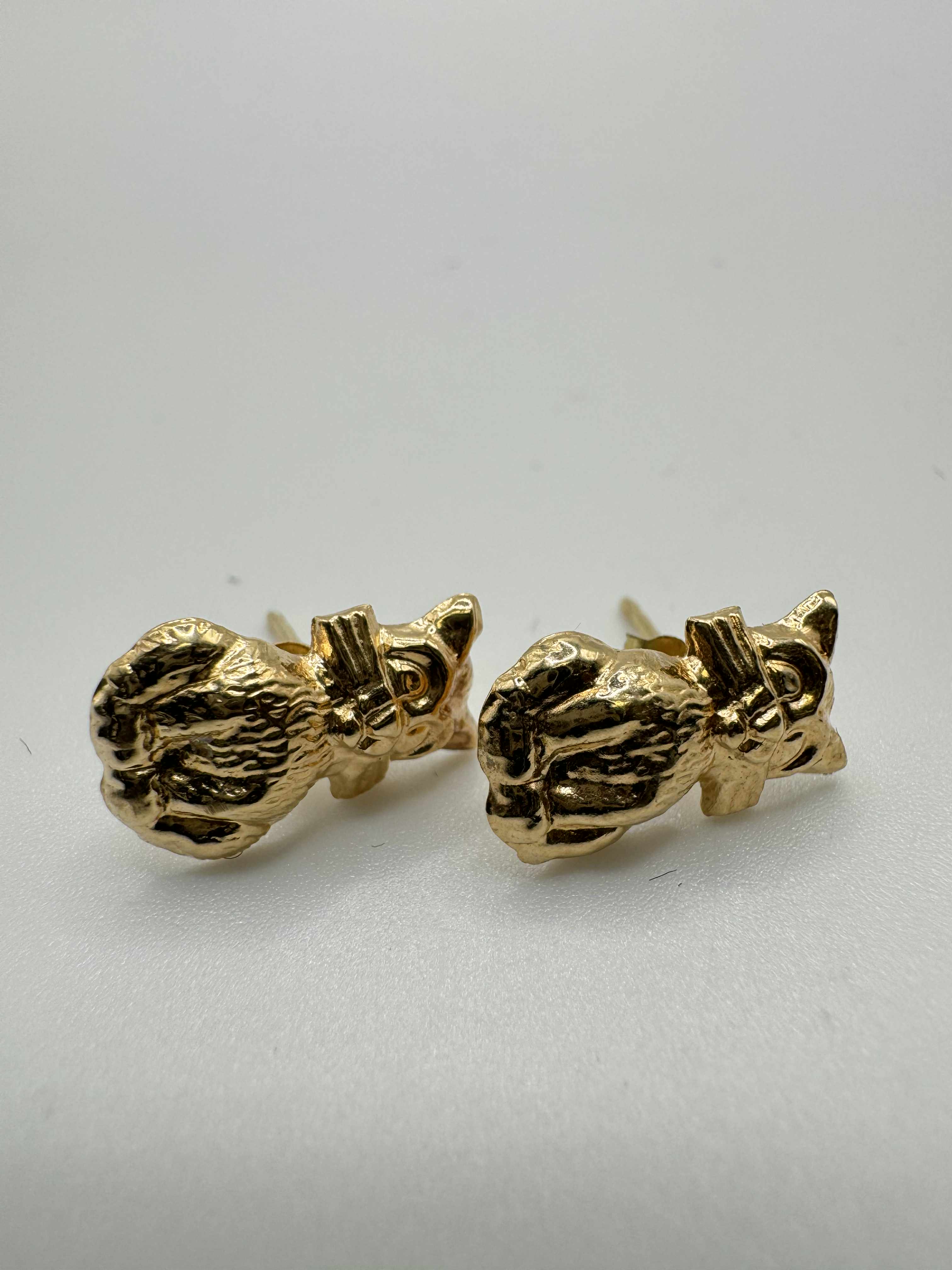Product photo for 9ct Cat Stud Earrings