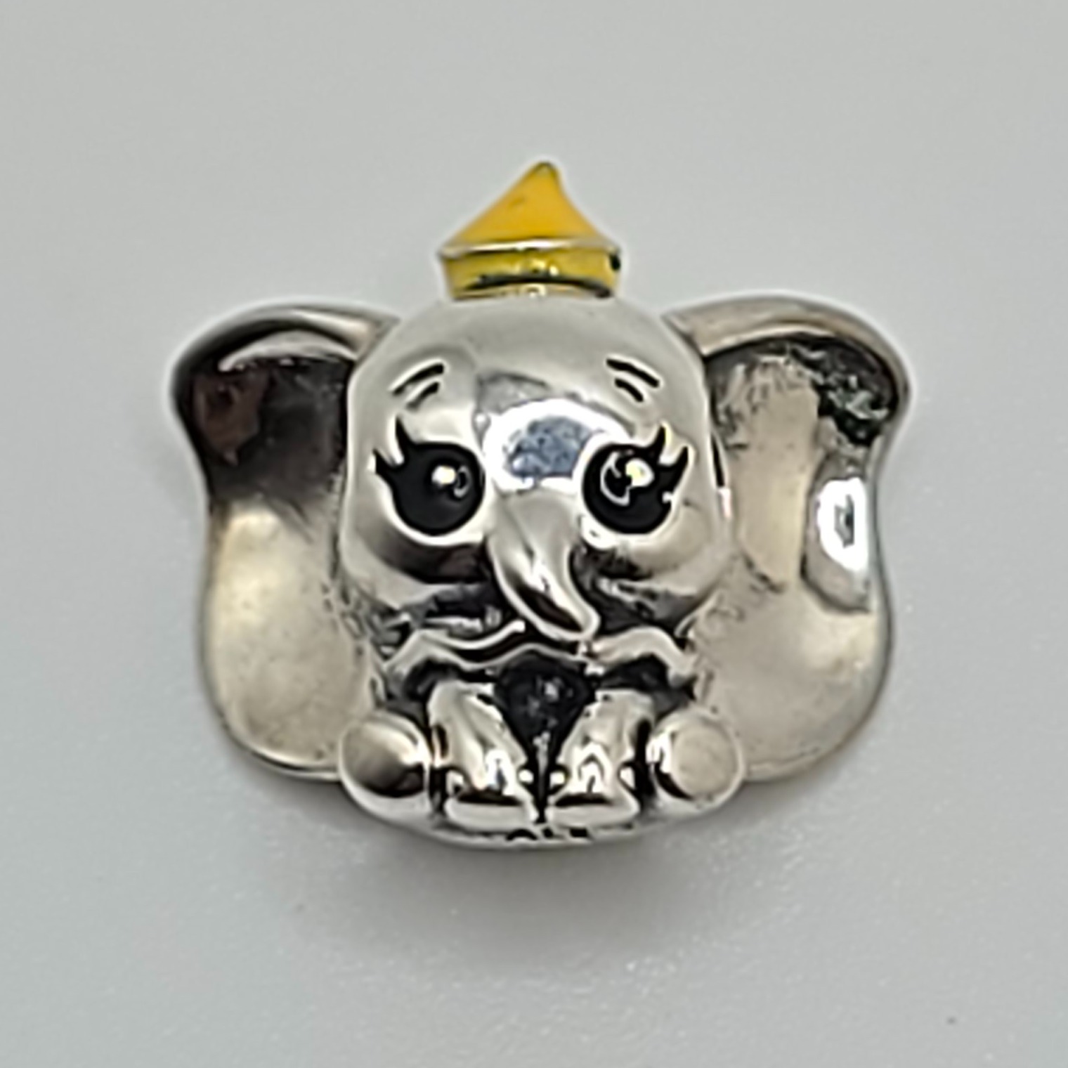 Product photo for Dumbo Disney Pandora Charm