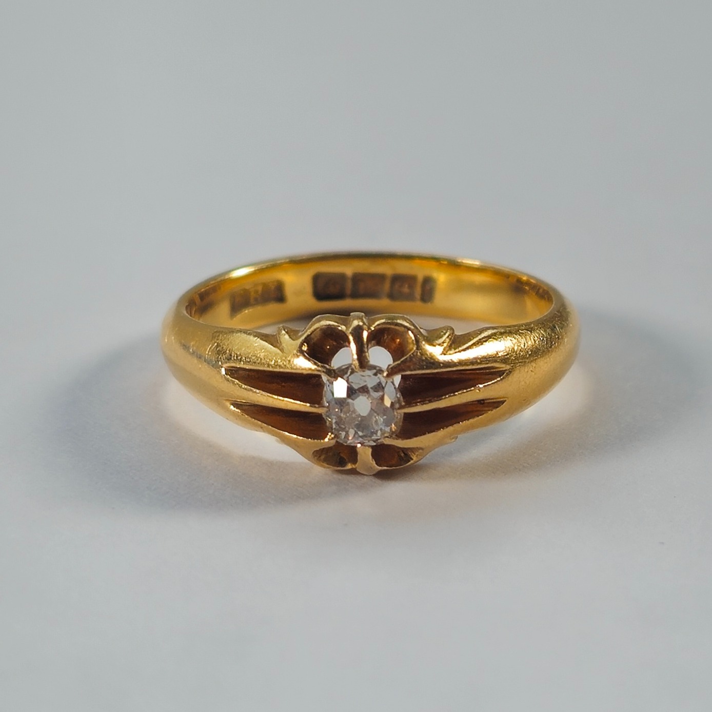 Product photo for 18ct Gold White & Sparkly Old Mine Cut Diamond Gypsy Style Ring Size L1/2