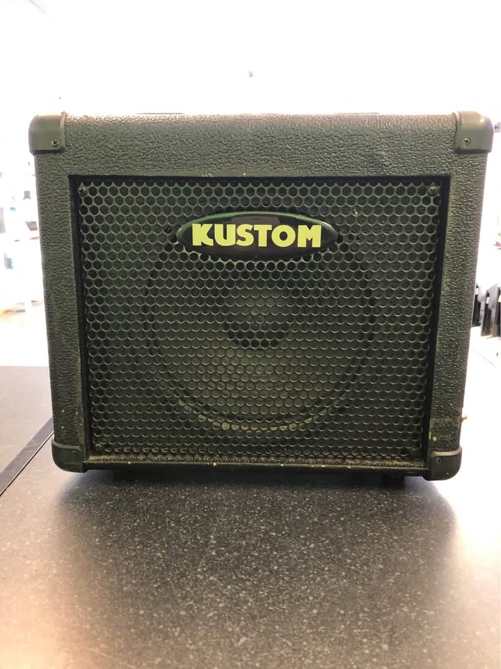 Product photo for KUSTOM KBA10X BASS GUITAR AMP