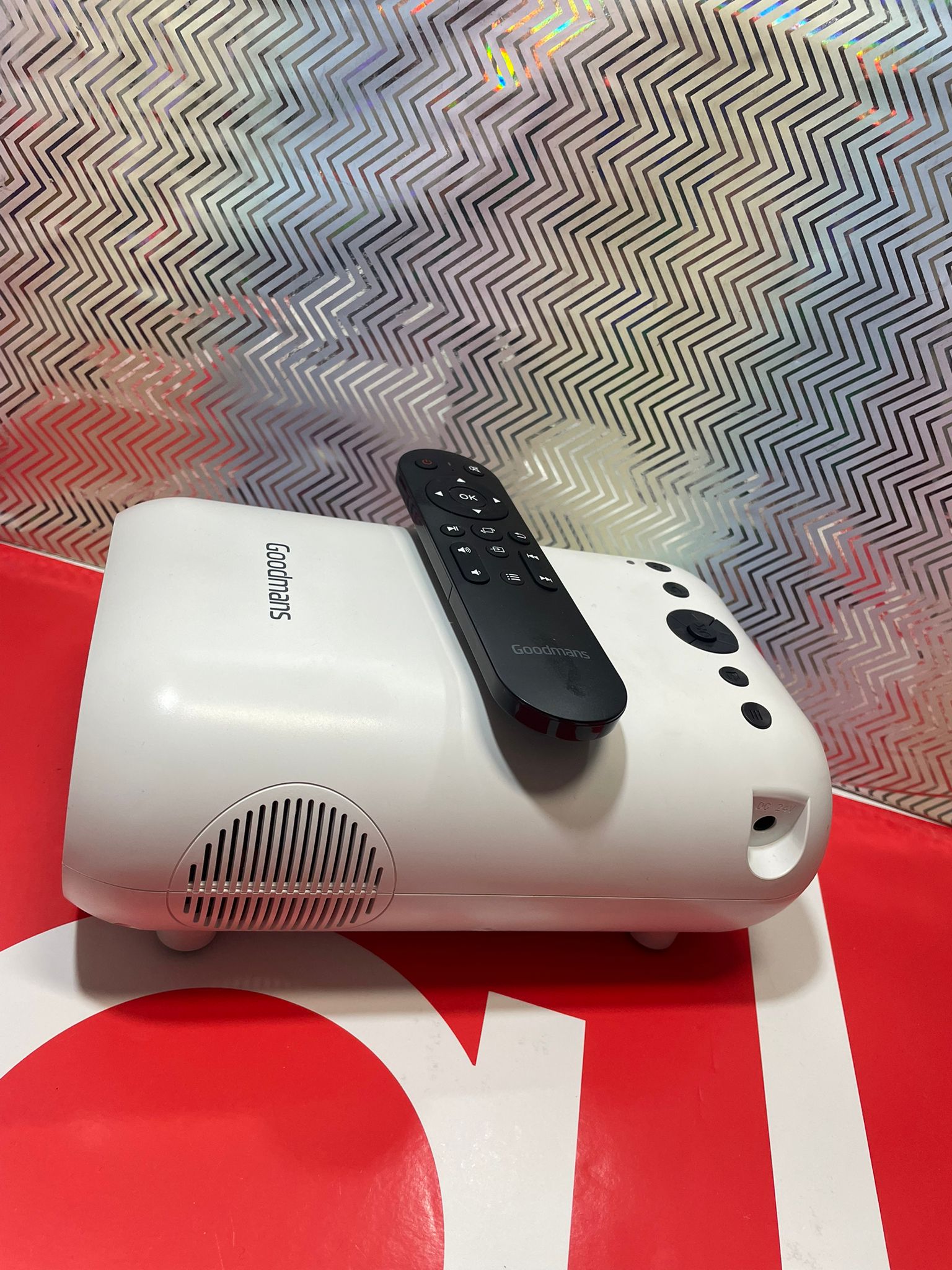 Product photo for Goodmans goodmans projector