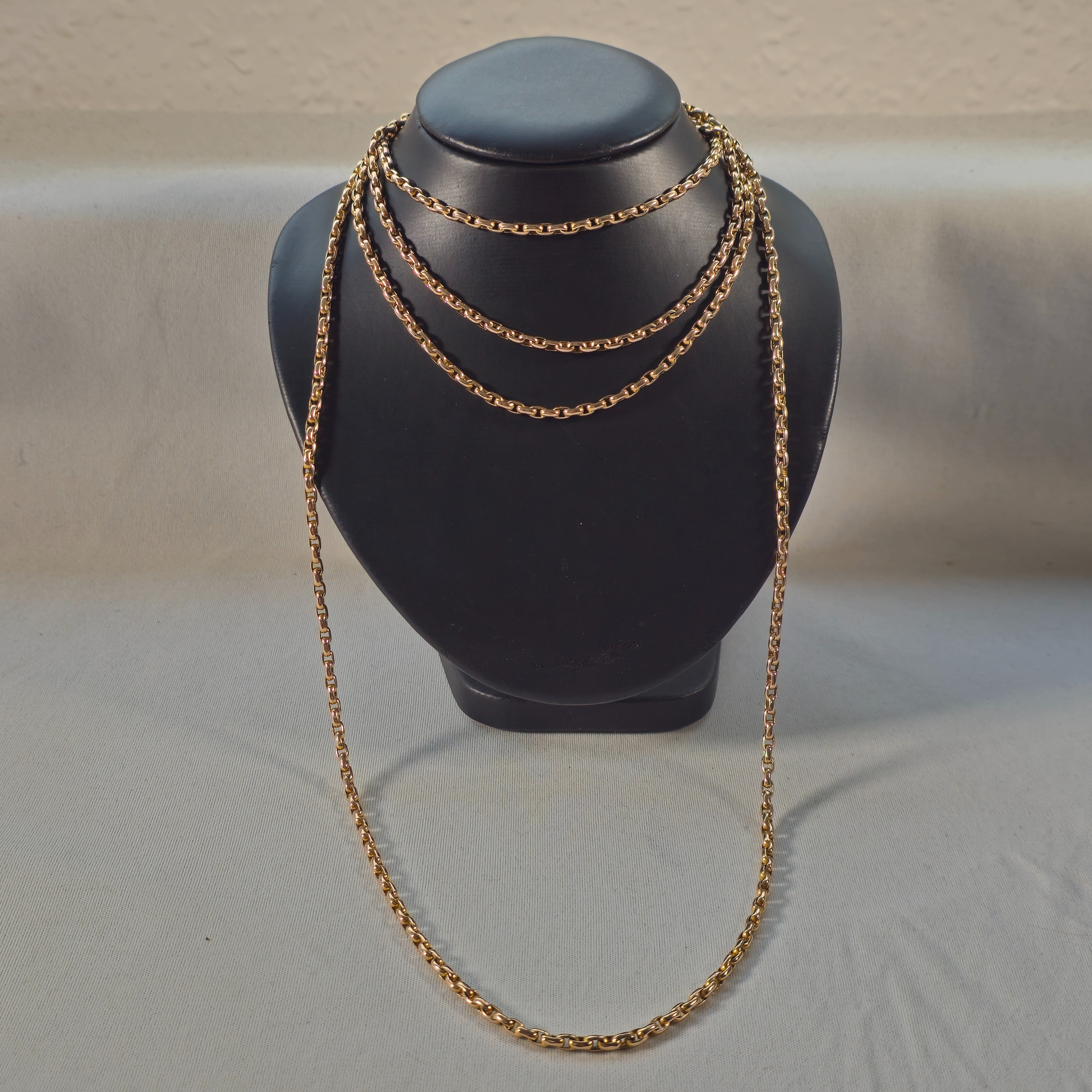 Product photo for 9ct Gold Cable Oval Links Long Victorian Chain 63.7