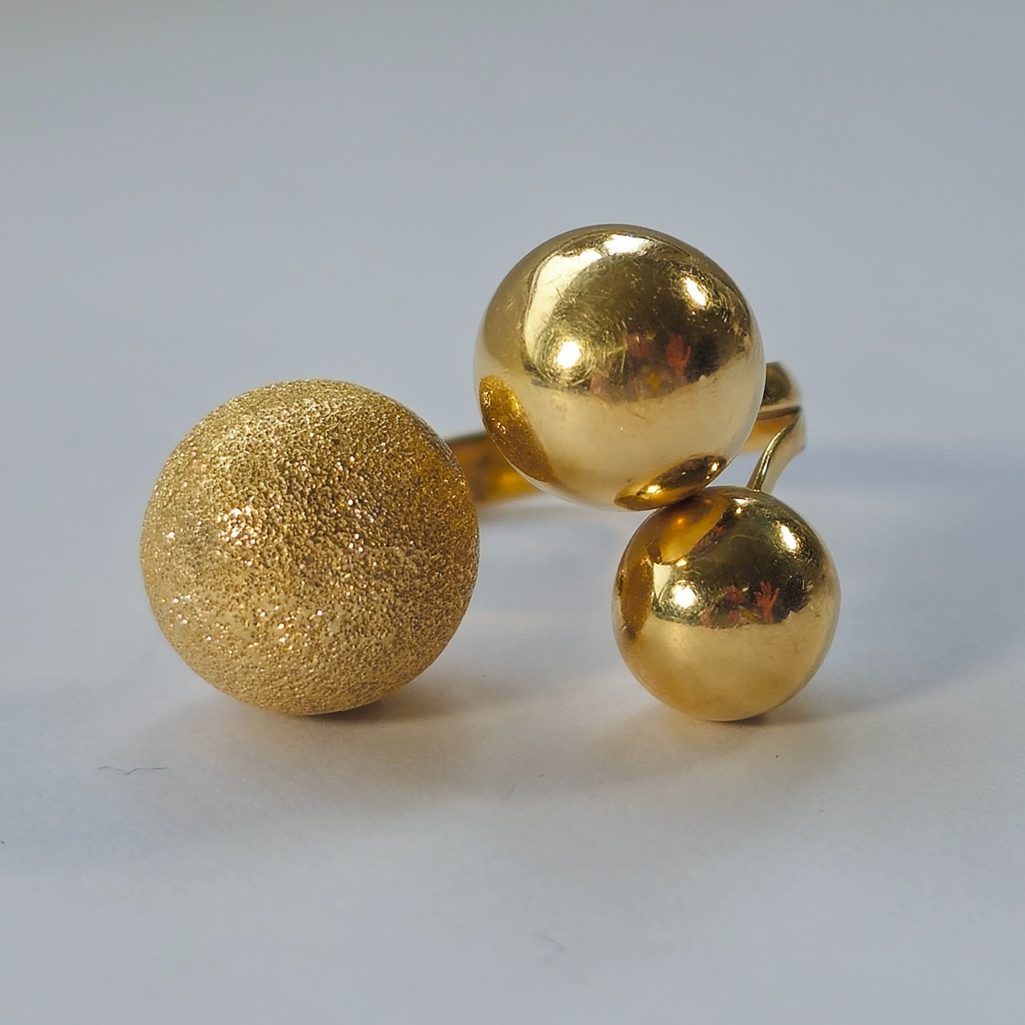 Product photo for 14ct Gold 3 Bead Dress Ring Size T
