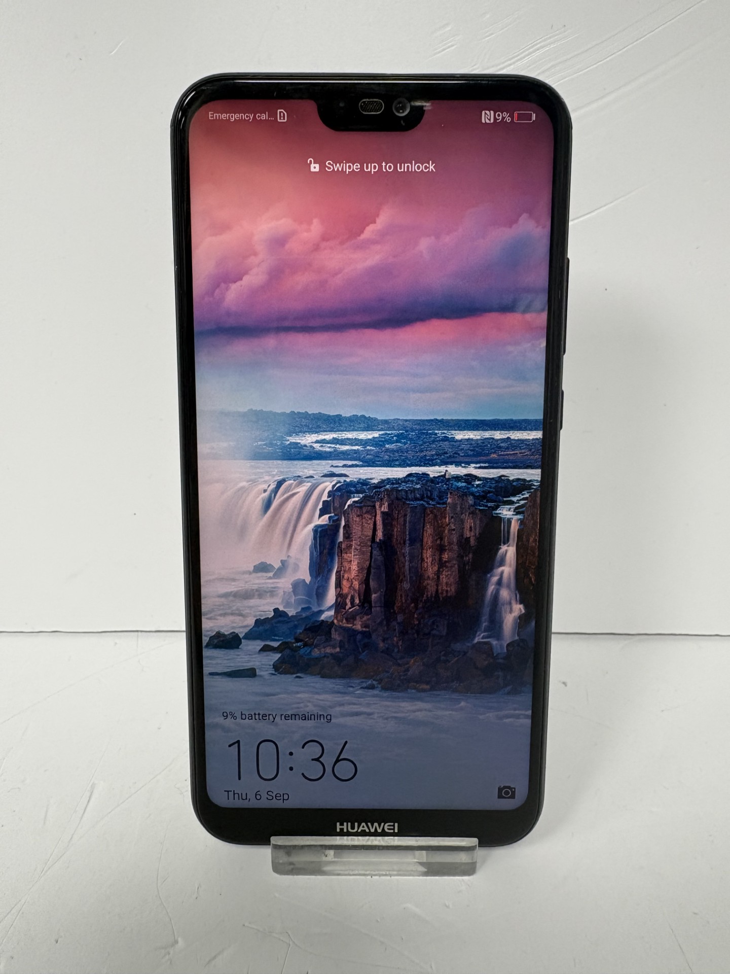 Product photo for huawei p20 lite 64gb black unlocked unboxed